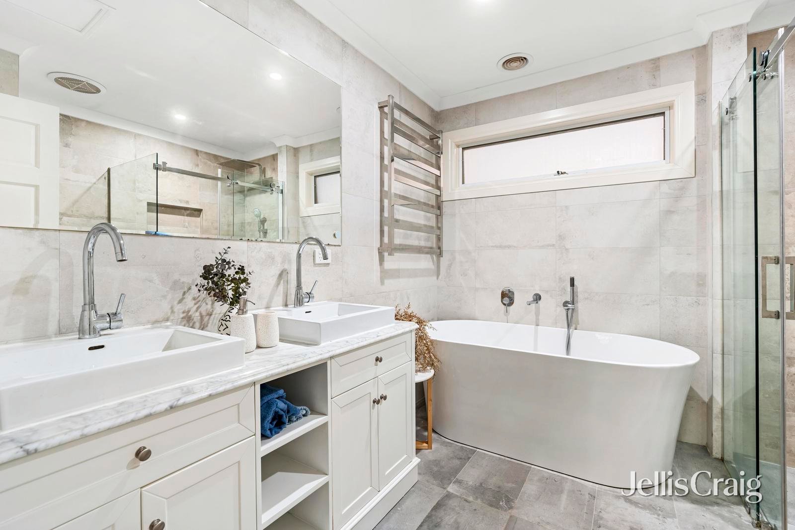 15 Jousting Place, Glen&nbsp;Waverley image 10