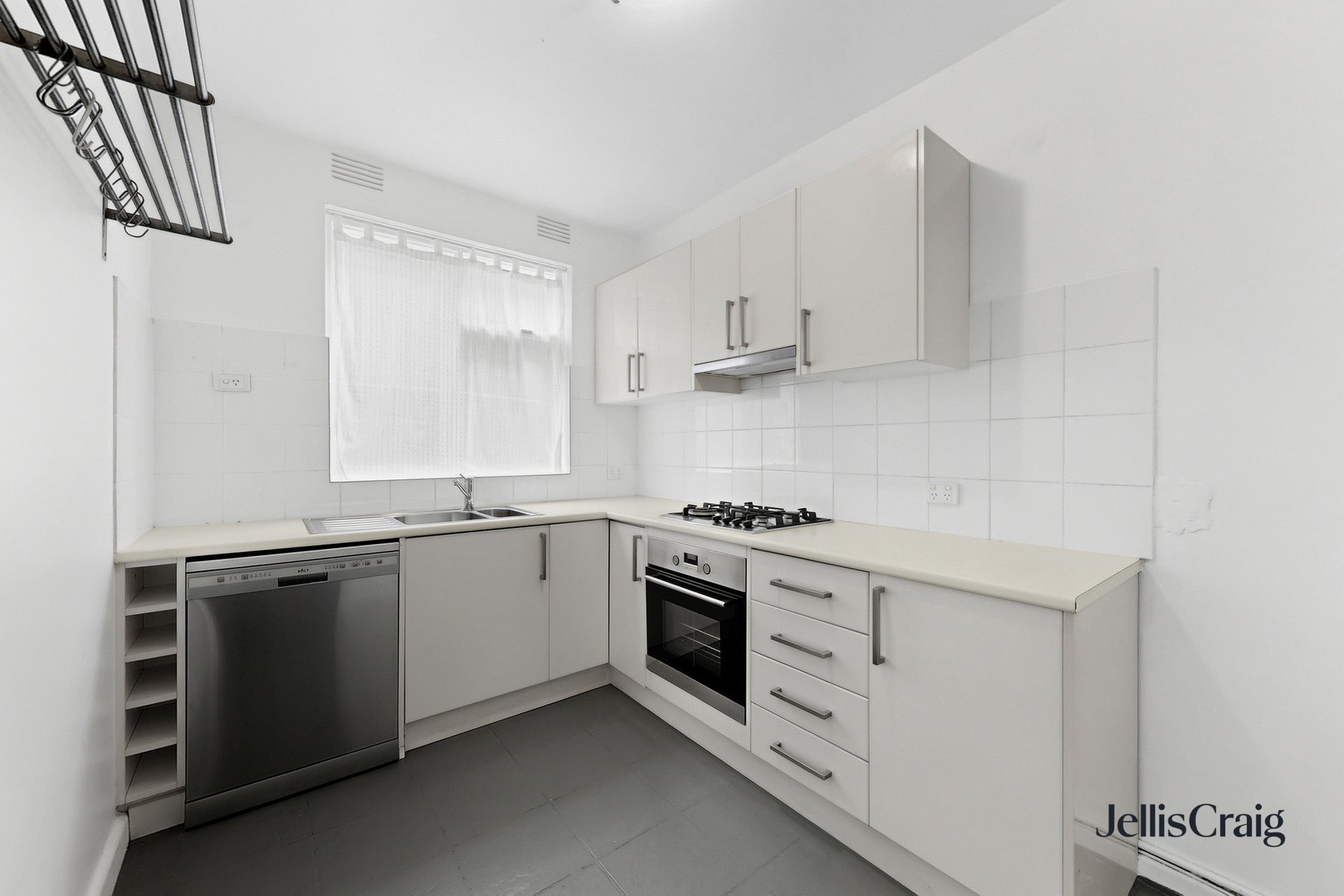 1/5 Joyce St, Elwood image 2