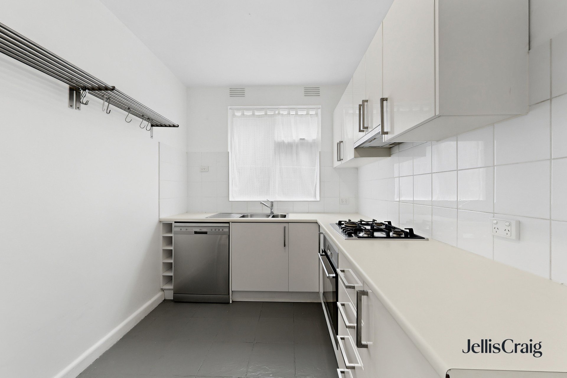 1/5 Joyce St, Elwood image 3