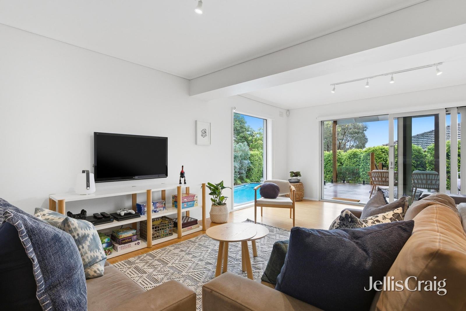 15 Karnak Court, Glen&nbsp;Waverley image 7