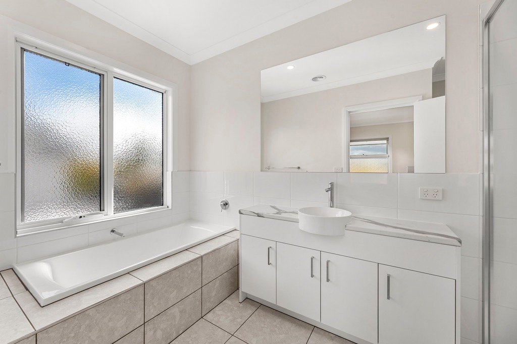 1/5 Keats Road, Mooroolbark image 4