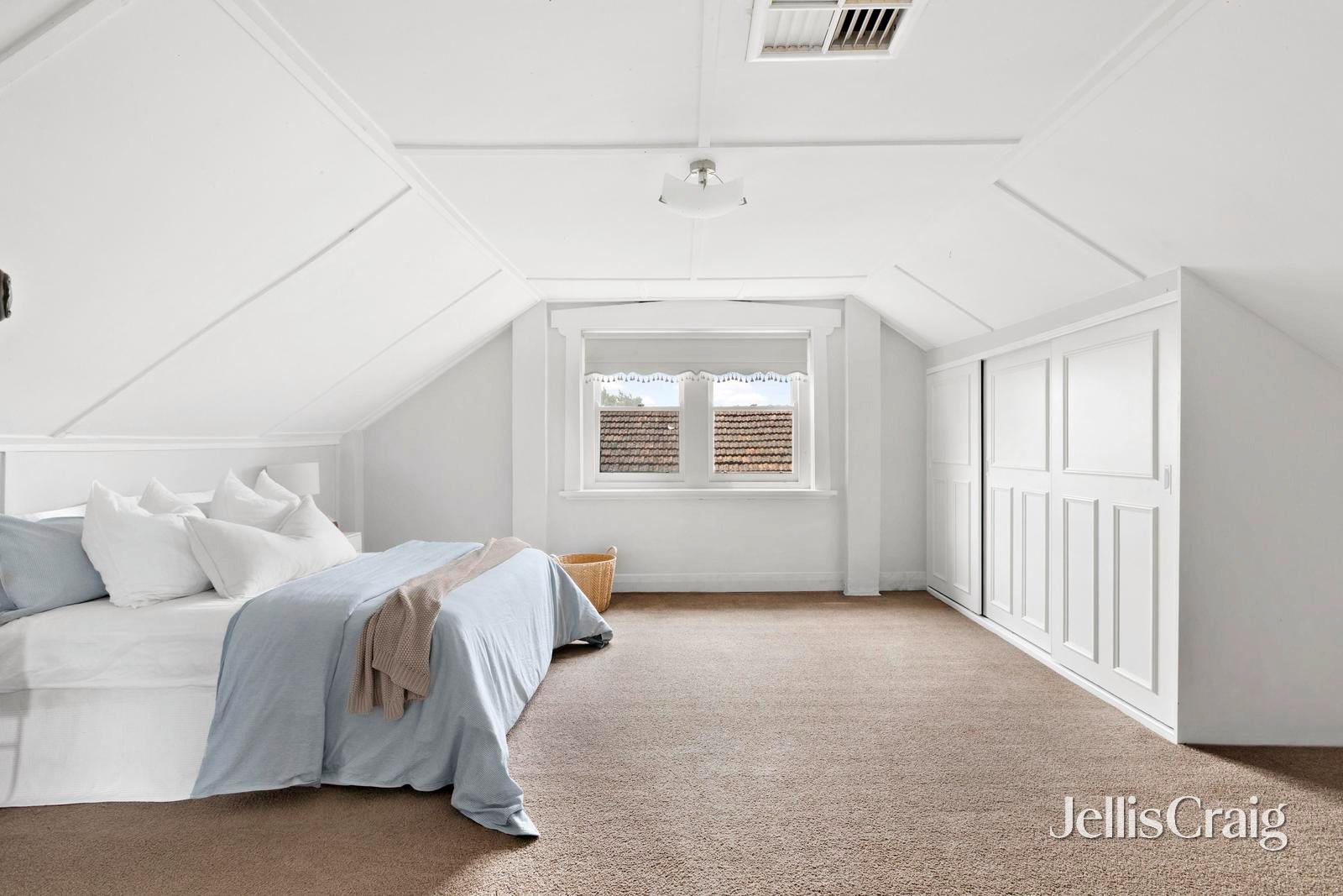 15 Kilburn Street, Strathmore image 11