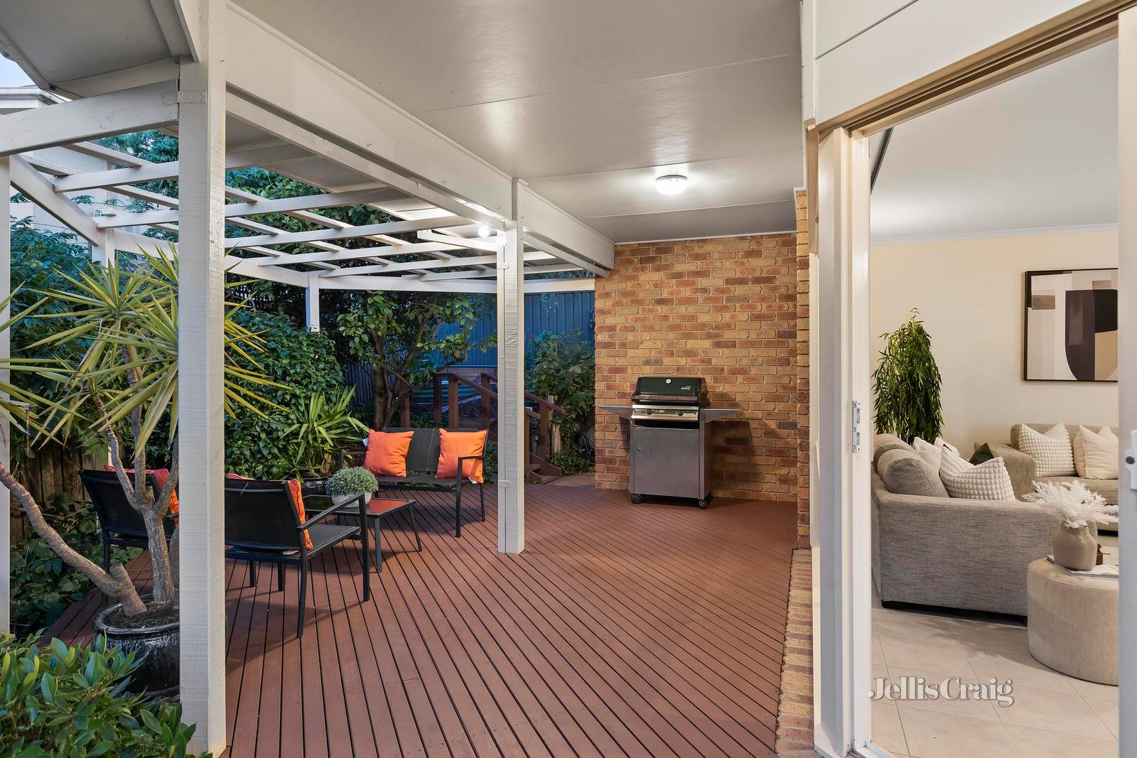 15 Kimberley Way, Bulleen image 14