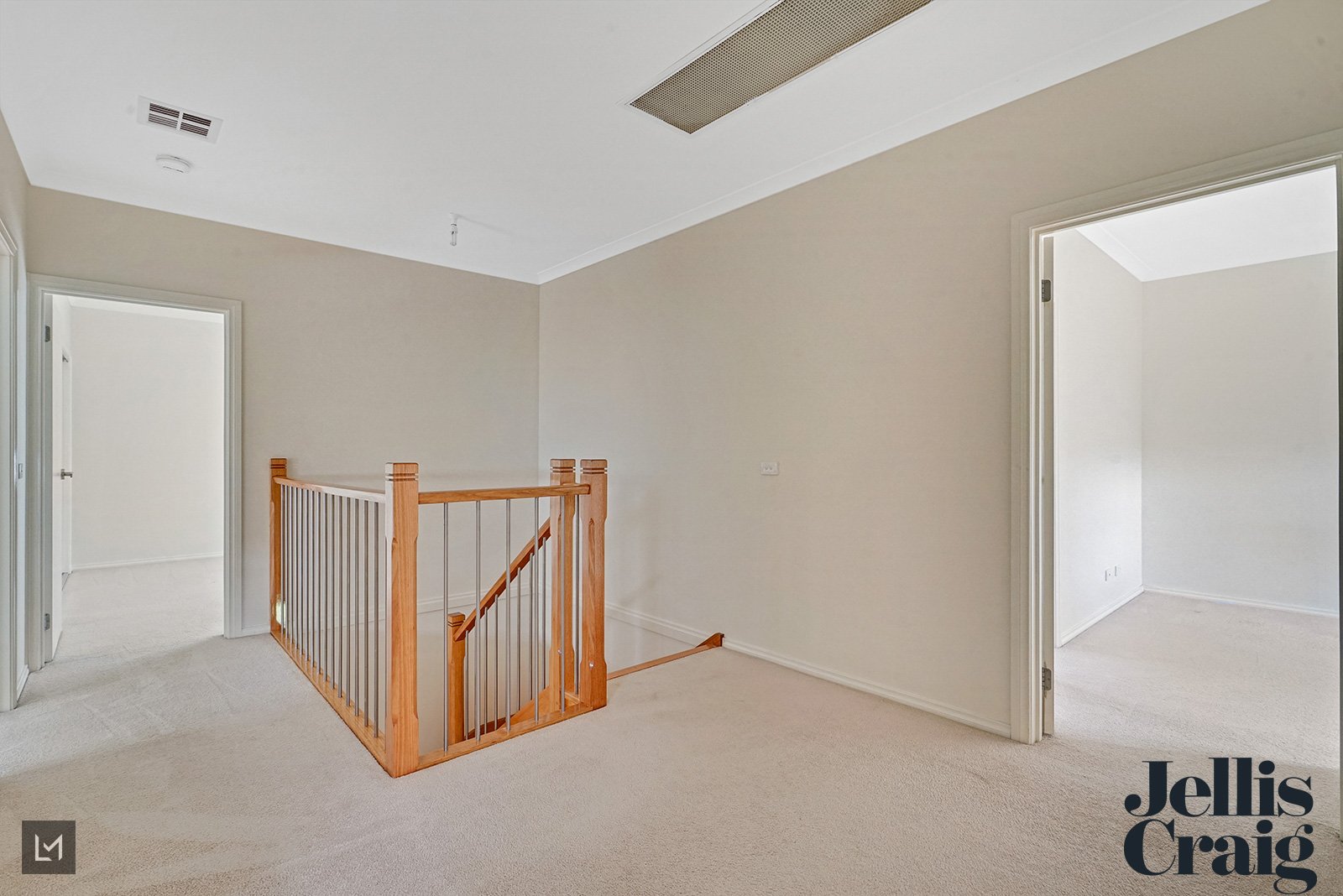 1/5 Kingsley Grove, Mount Waverley image 3