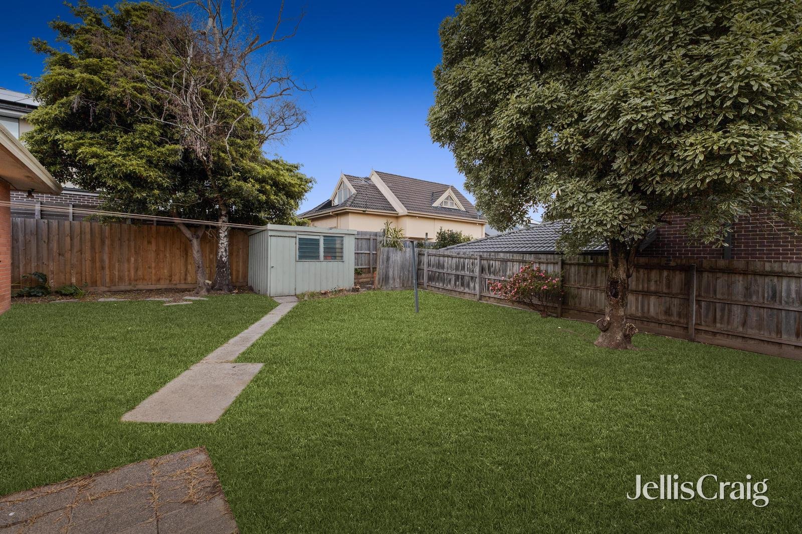 15 Kingswood Avenue, Mount&nbsp;Waverley image 9