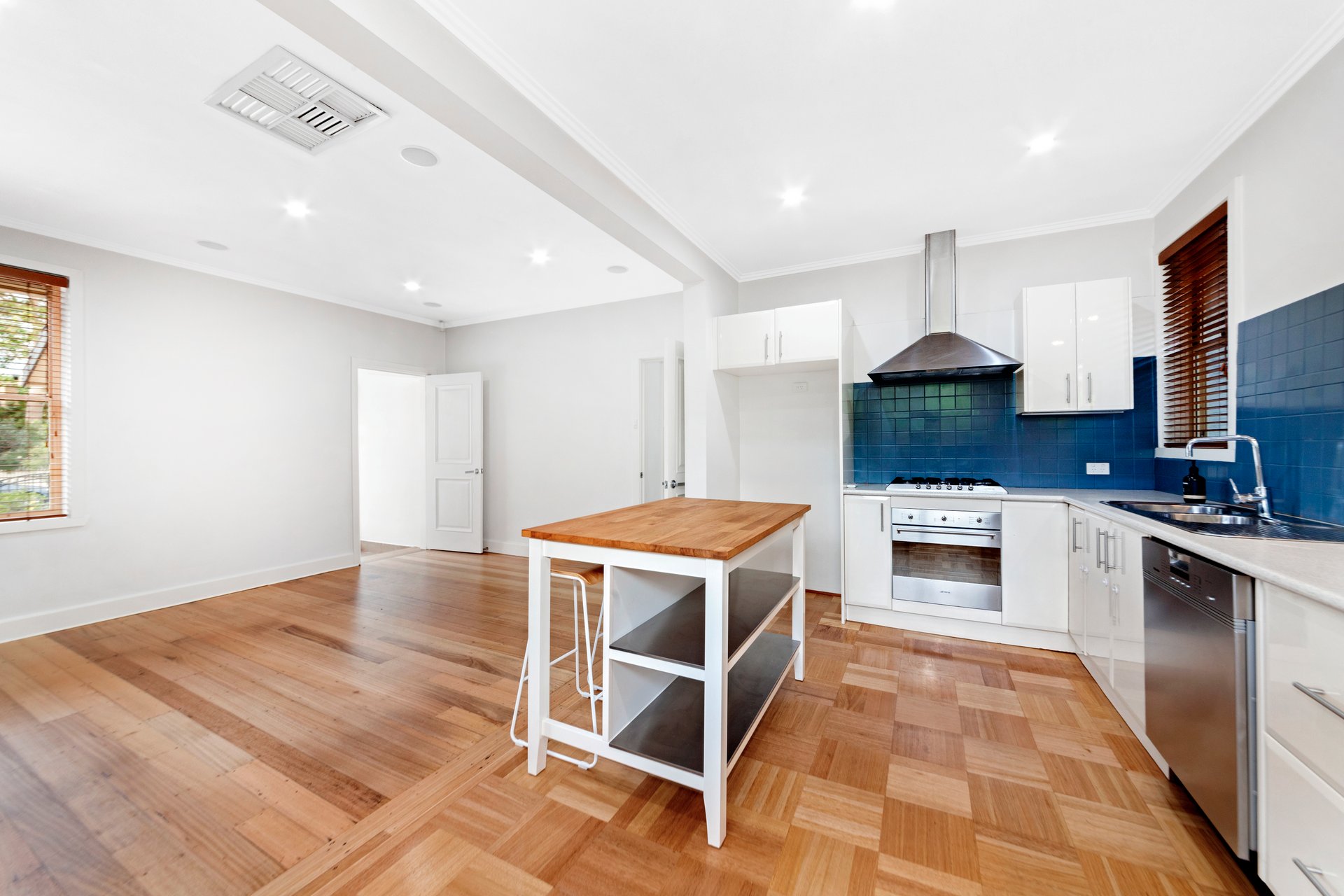 1 / 5 Kinross Street Hampton East