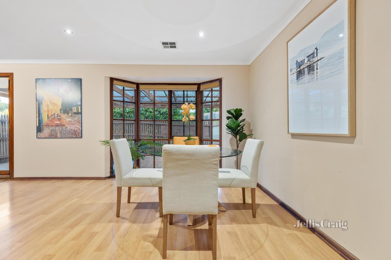 15 Kirkford Drive, Mooroolbark image 6