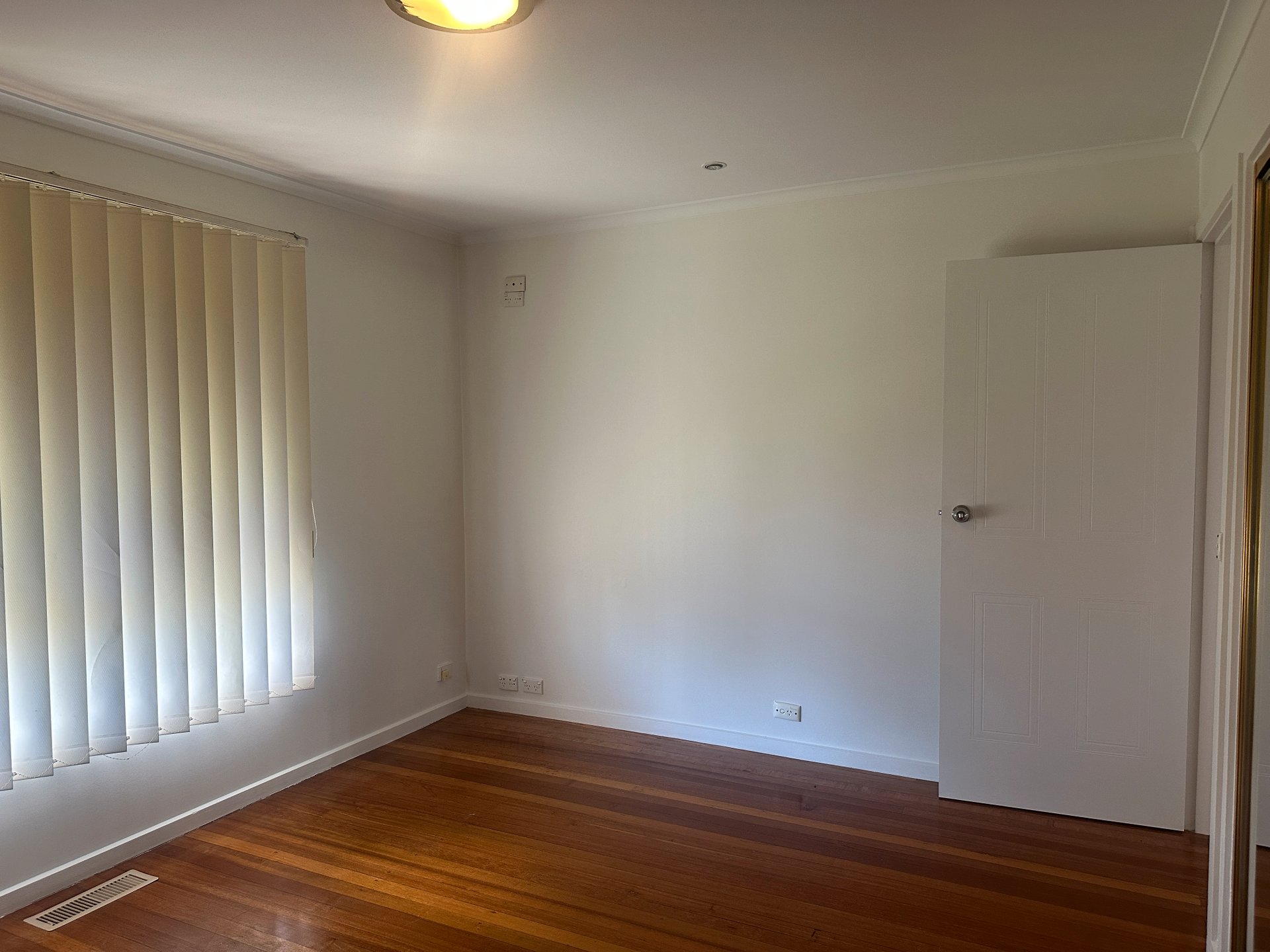 15 Kogarah Court, Keysborough image 7