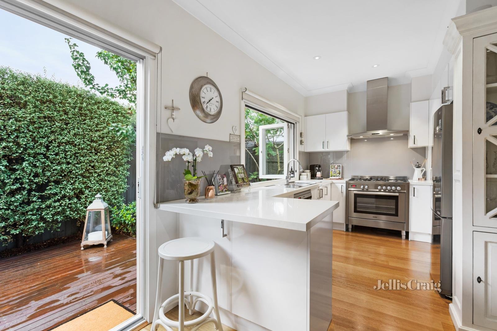 15 Kulnine Avenue, Mitcham image 3