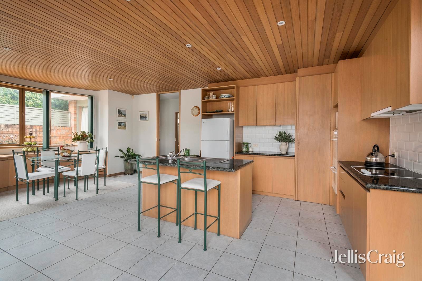 15 Lady Lochs Drive, Kew image 5