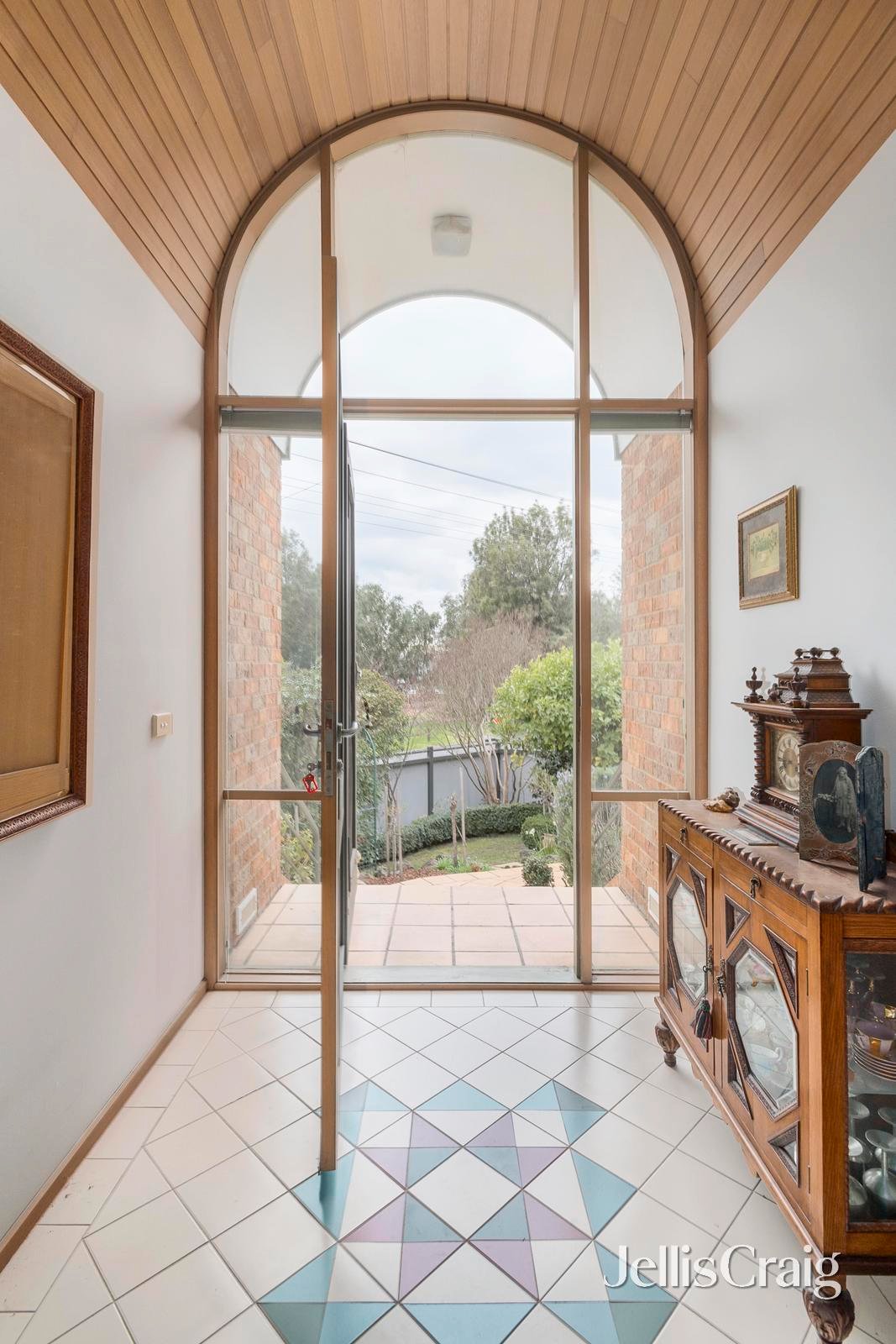 15 Lady Lochs Drive, Kew image 7