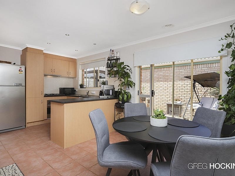 15 Lan Avenue, Altona Meadows image 4