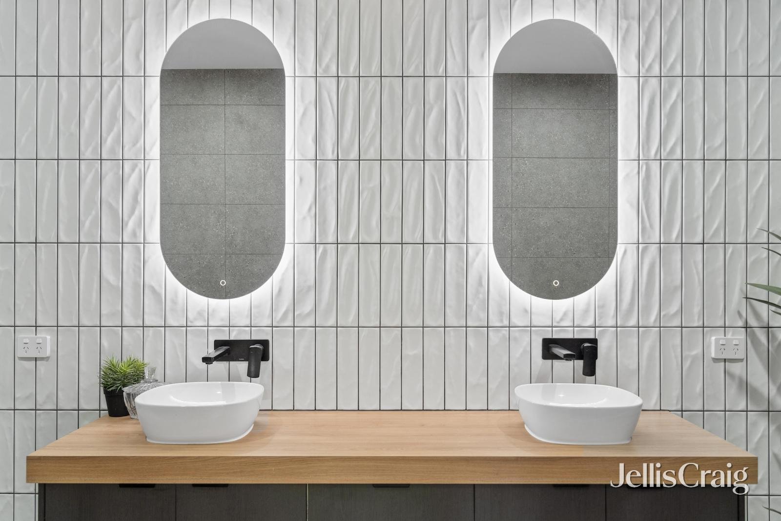 15 Landale Avenue, Mount&nbsp;Clear image 9