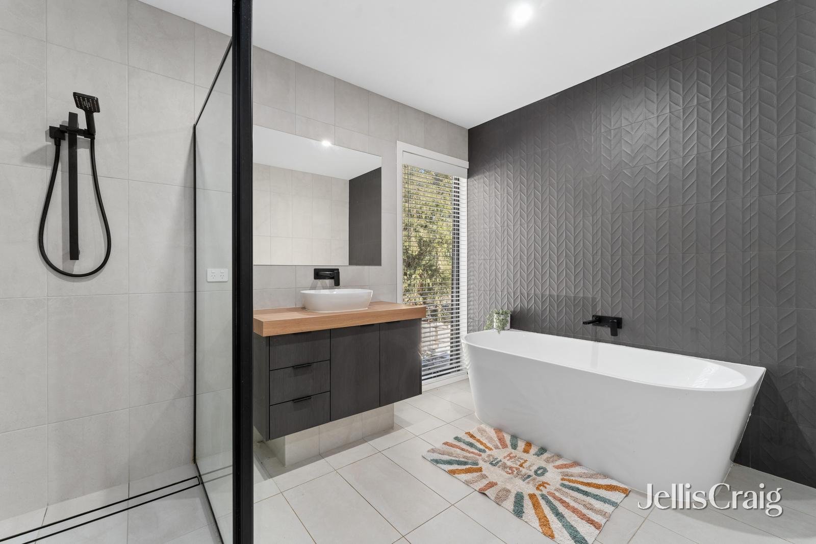 15 Landale Avenue, Mount&nbsp;Clear image 12