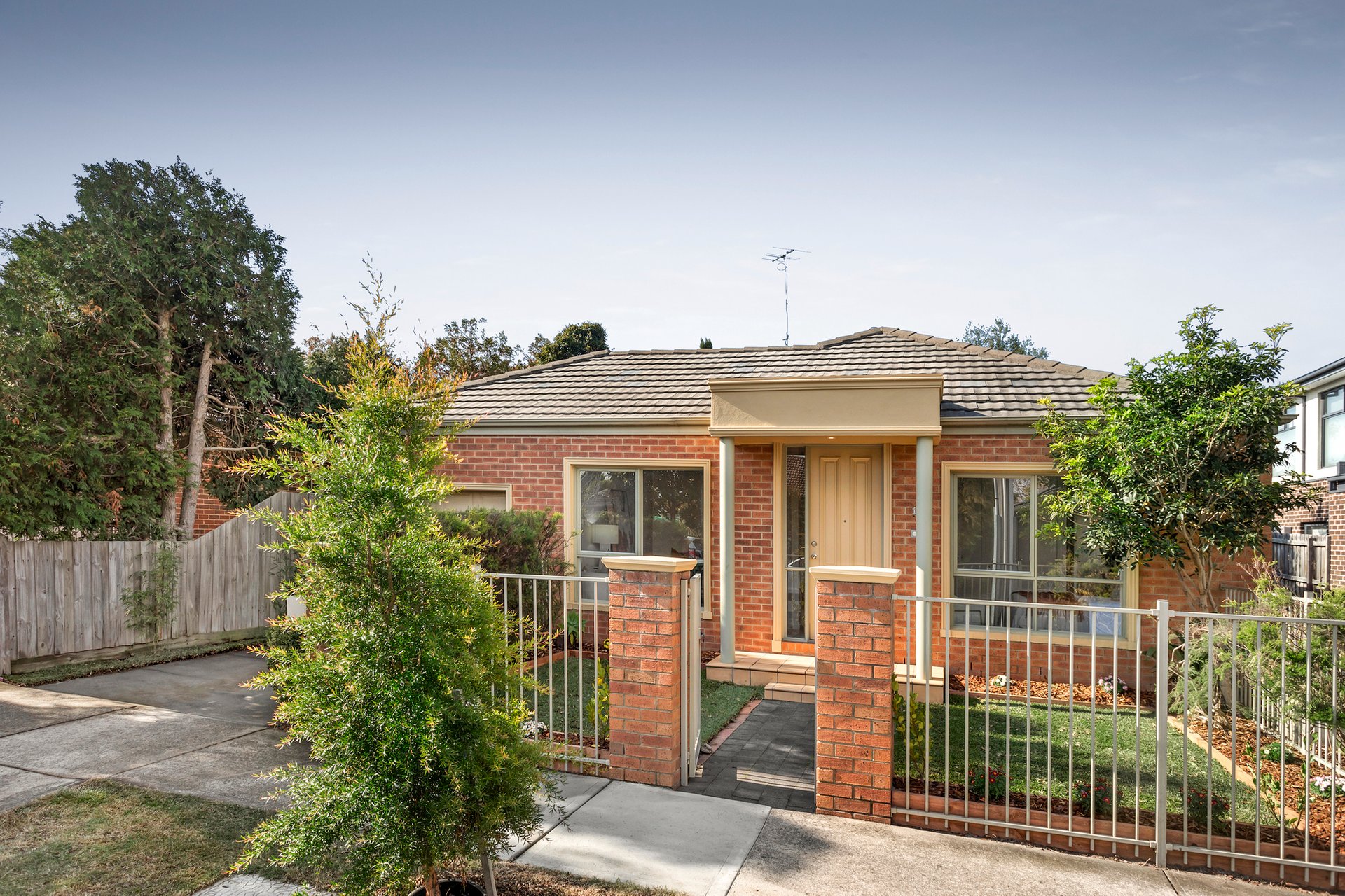 Property Gallery - Main Image