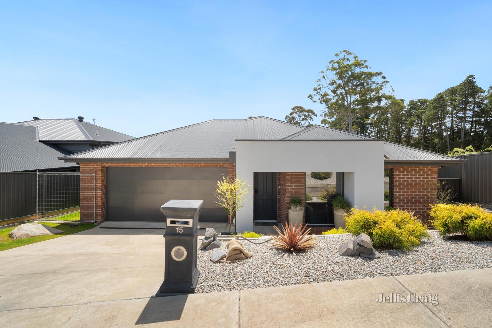 15 Lautaret Road, Brown Hill image 1