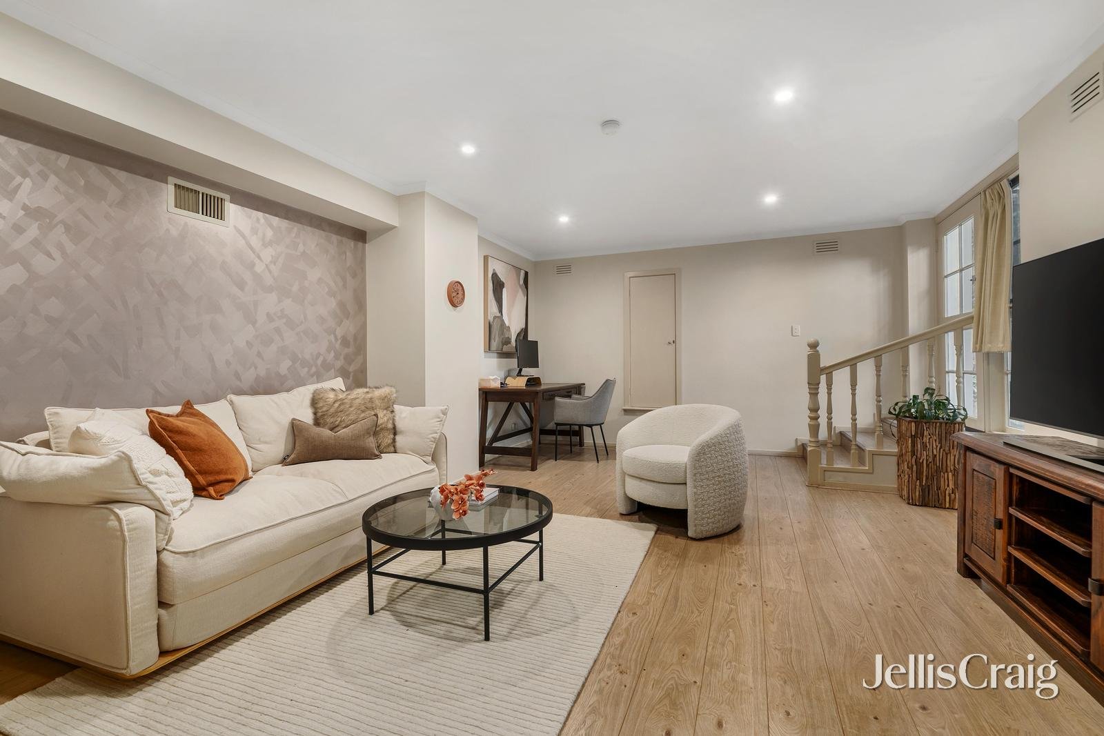 15 Lawanna Drive, Templestowe image 5