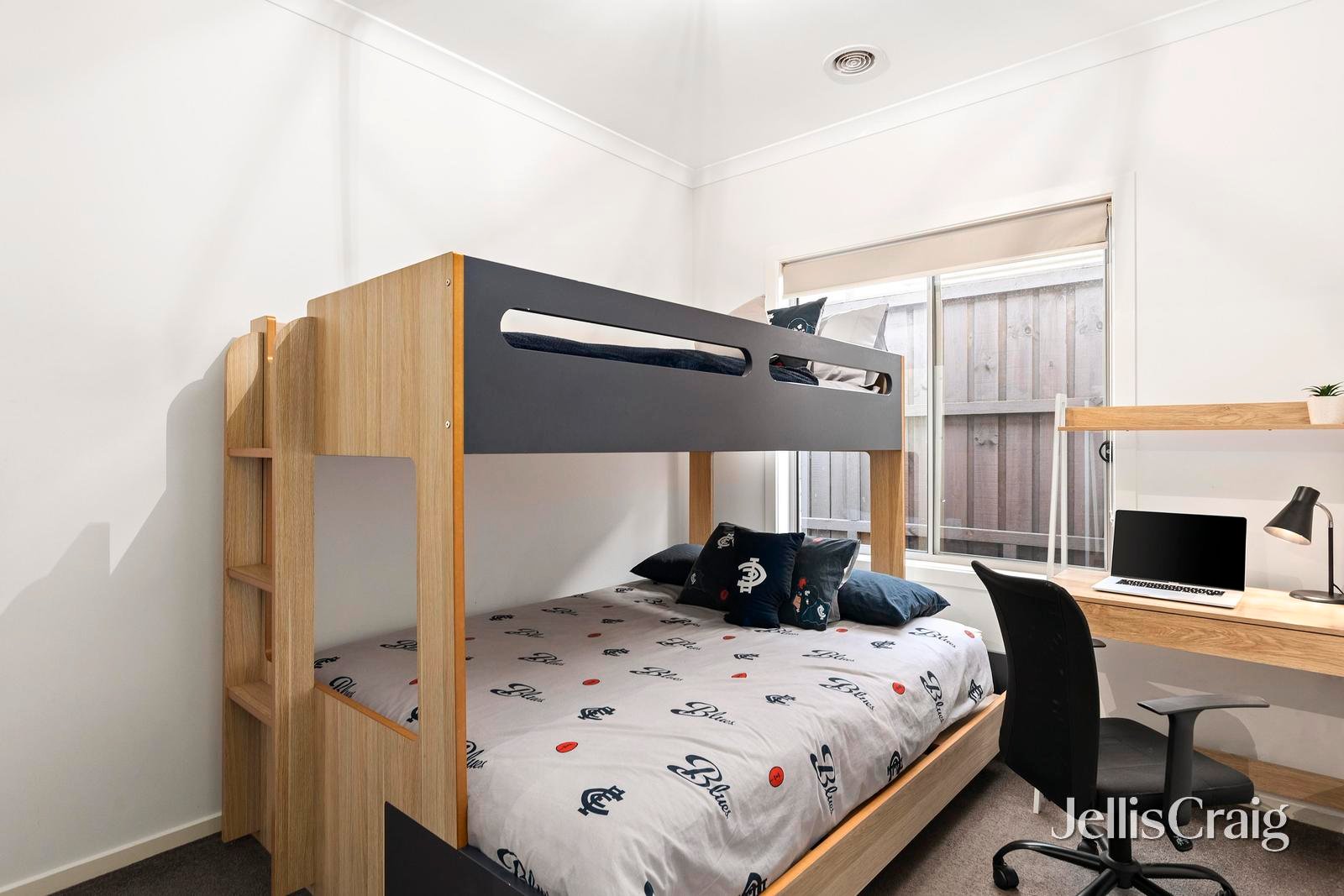 15 Le Grew Street, Croydon image 9