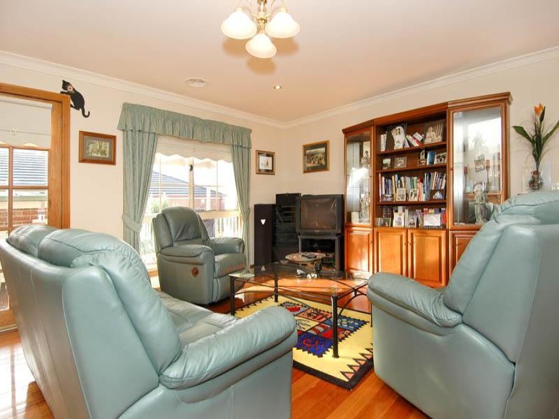 15 Leigh Road, Highton image 3