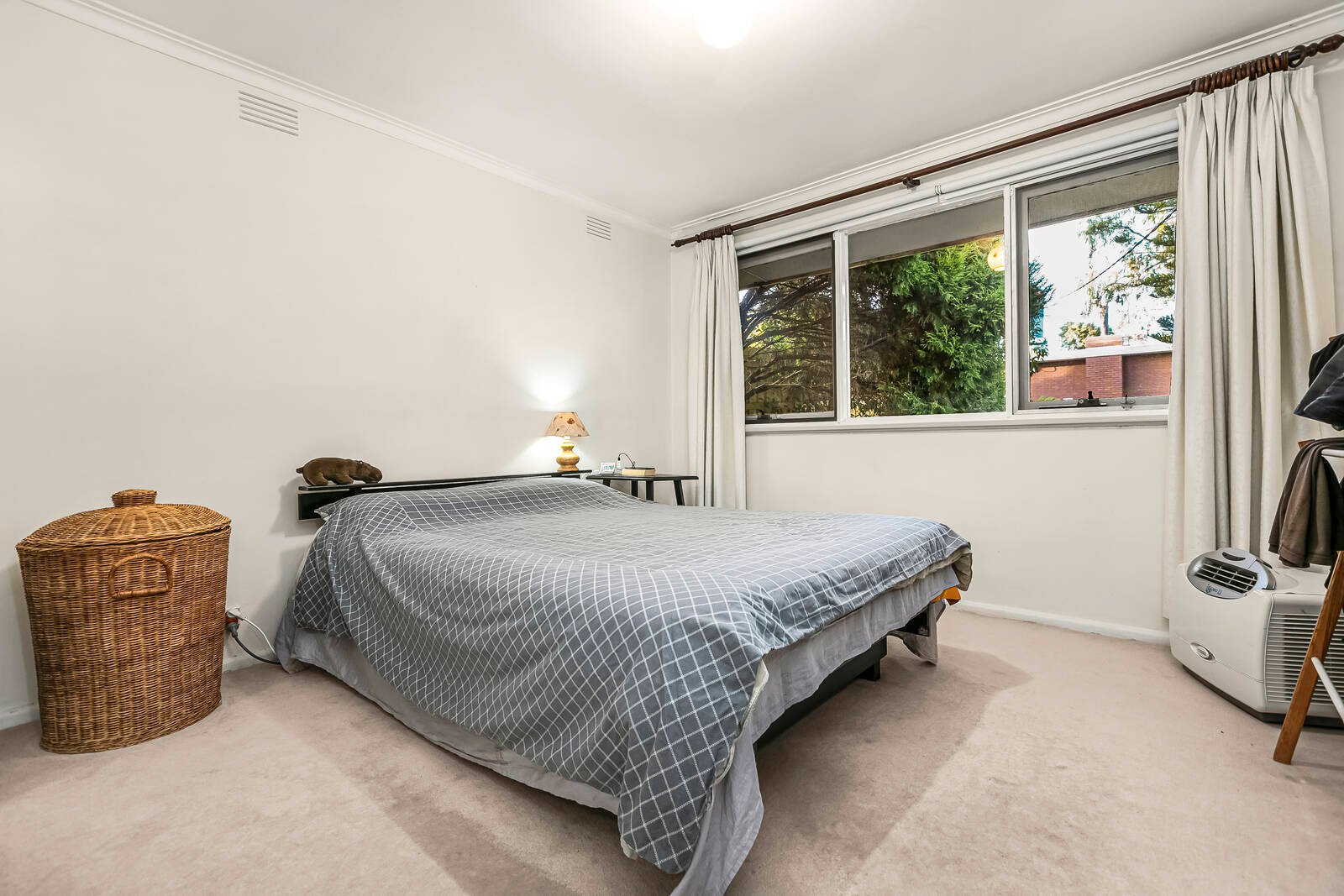 Property Gallery Thumbnail 5