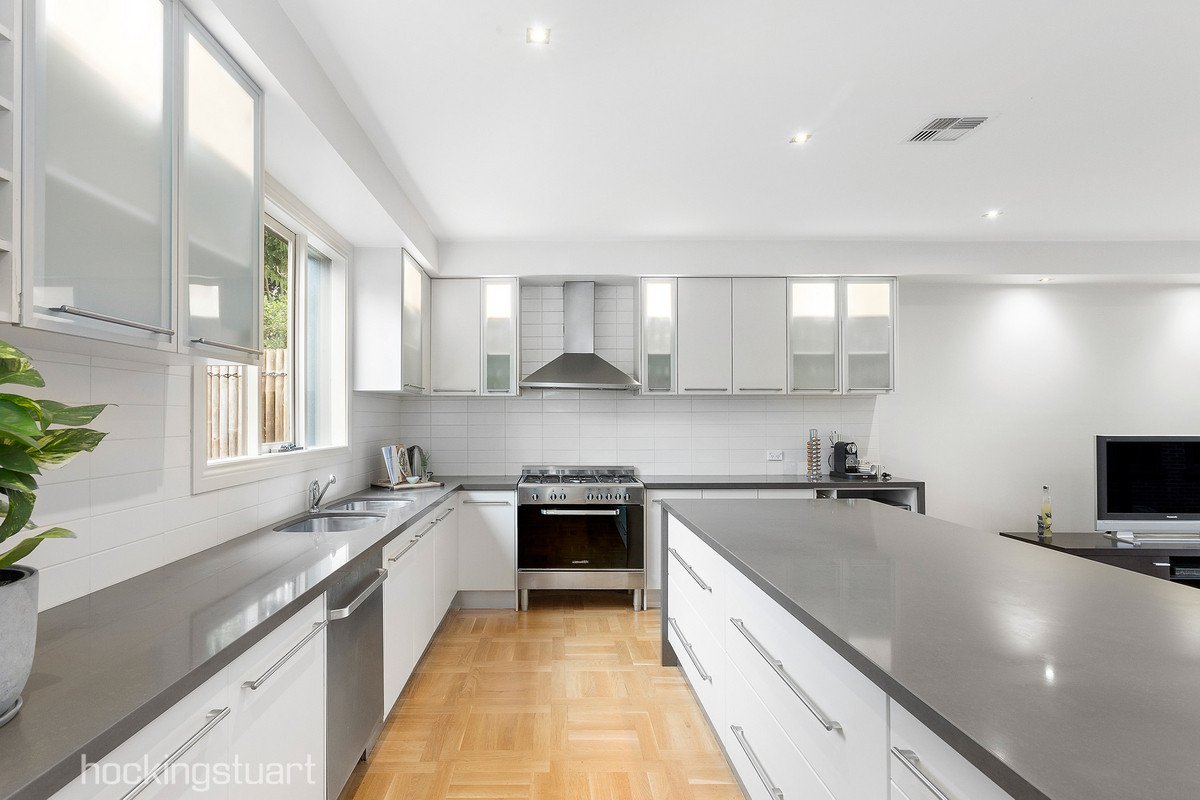 15 Leonard Street, Balwyn image 7