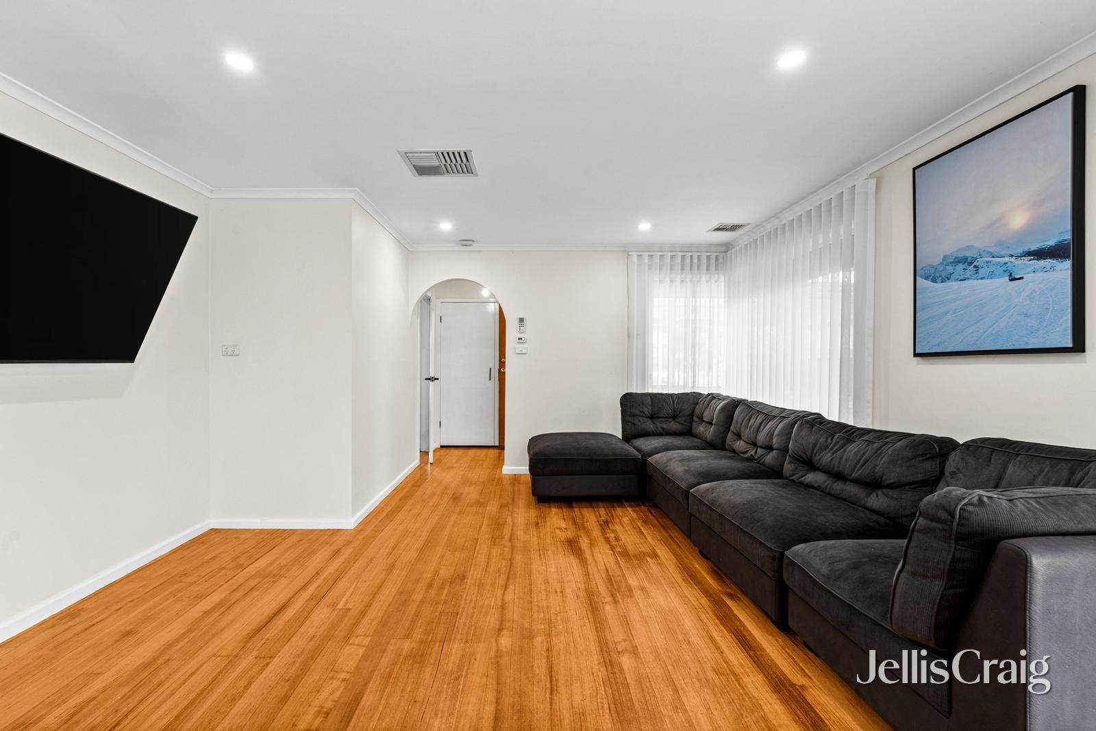 15 Linden Street, Altona&nbsp;Meadows image 6