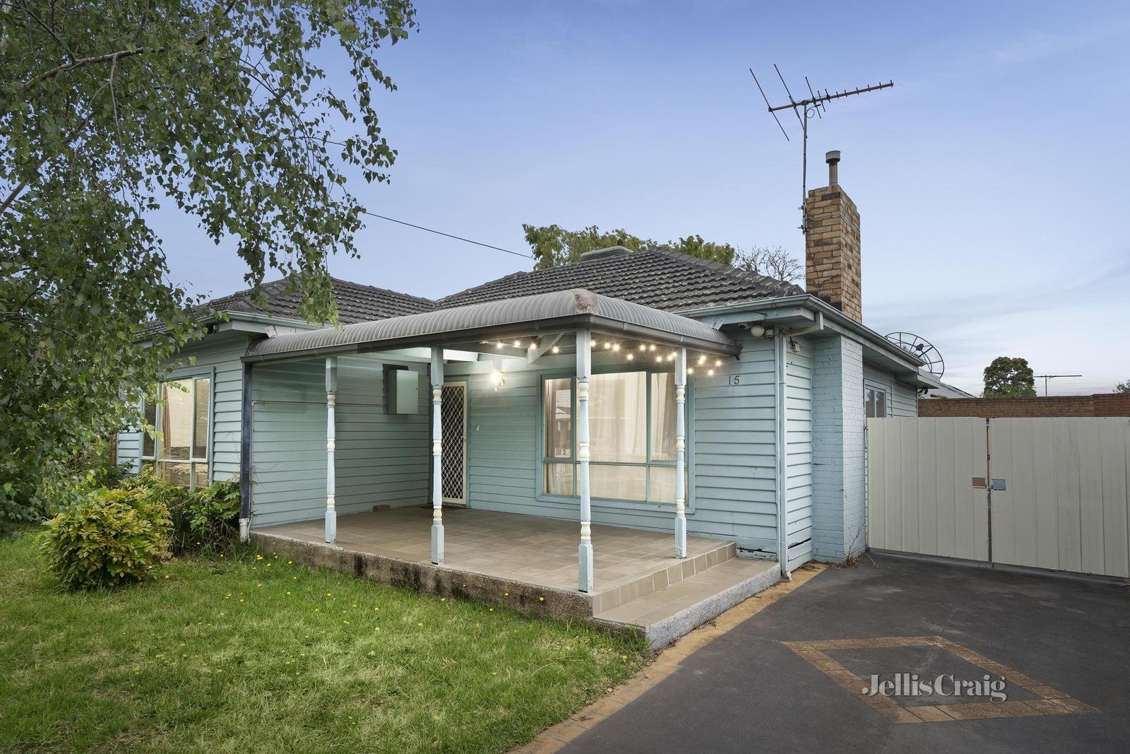 15 Linnet Street, Altona image 1