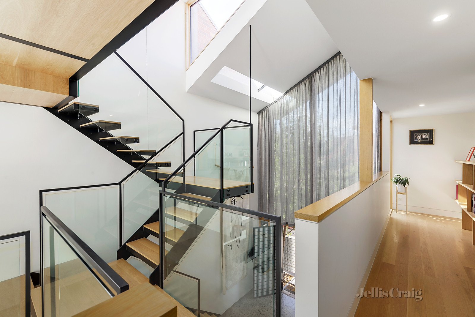 15 Little George Street, Fitzroy
- Print Image 1