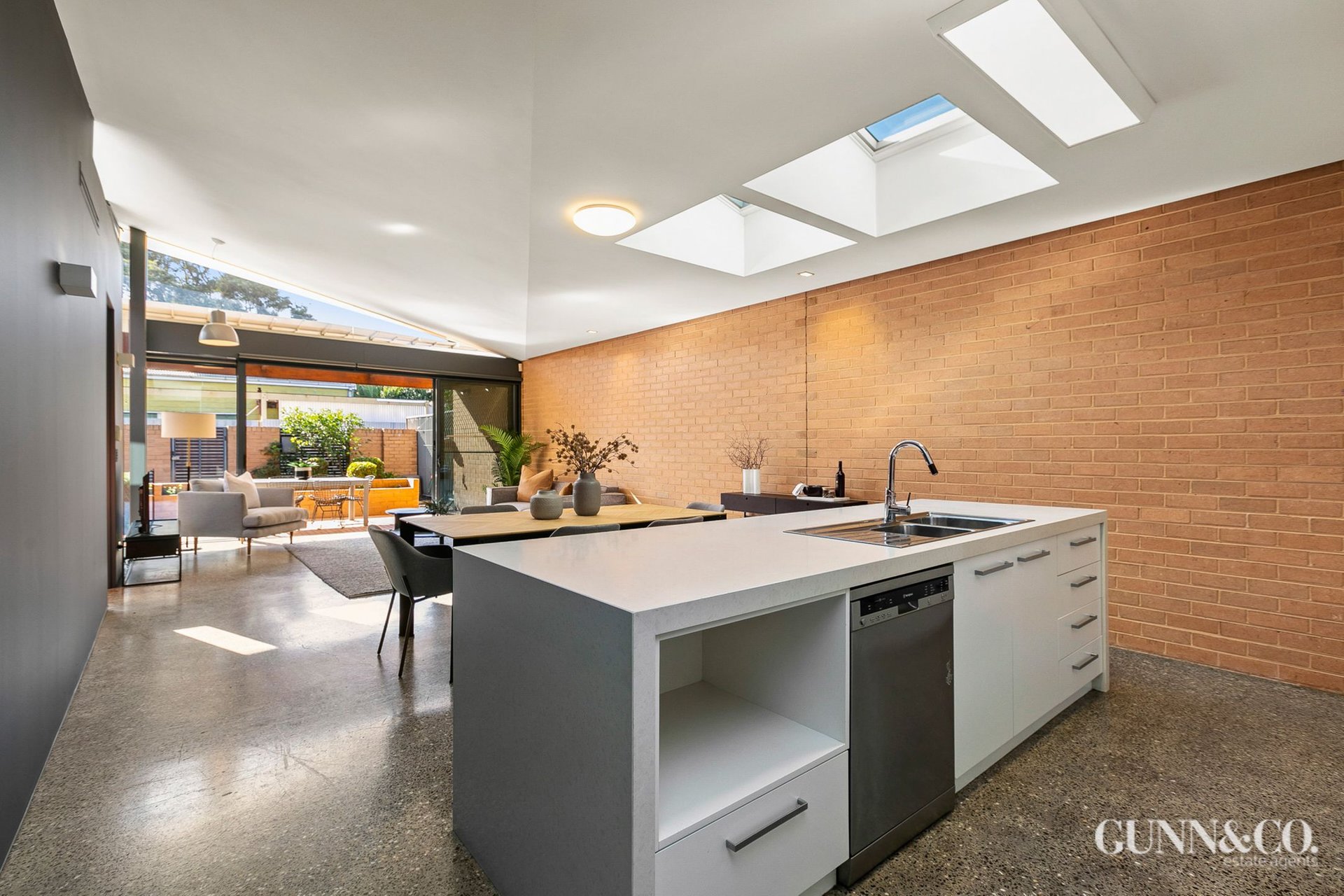 15 Little Osborne Street, Williamstown image 7