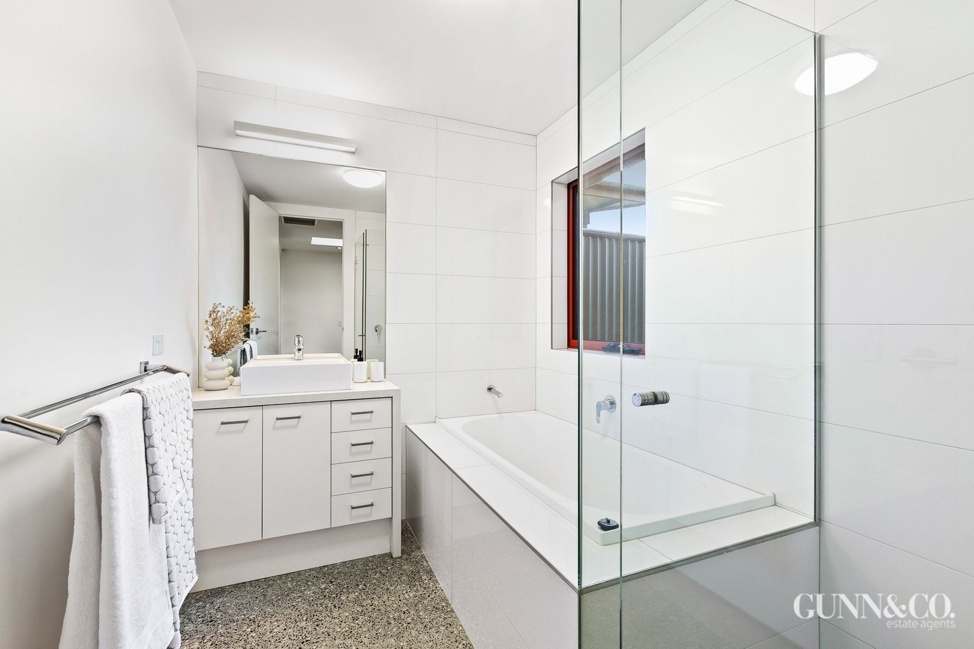 15 Little Osborne Street, Williamstown image 21