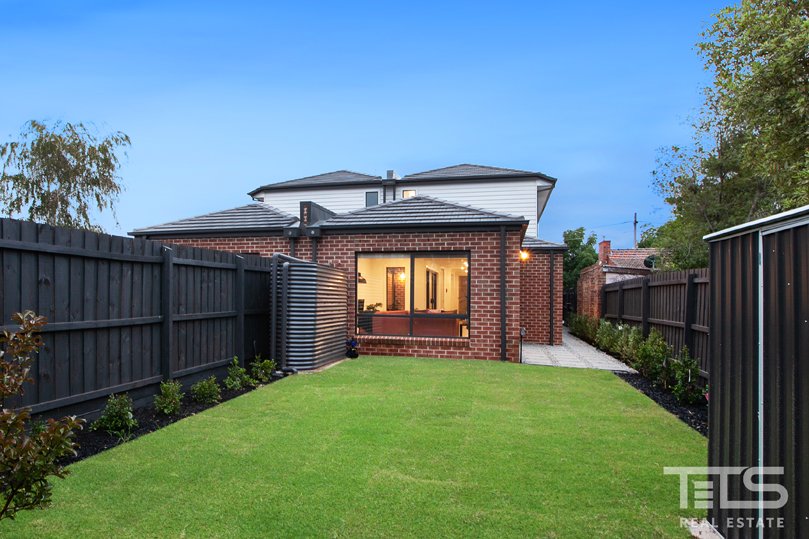 15 Lloyd Street, Strathmore image 21