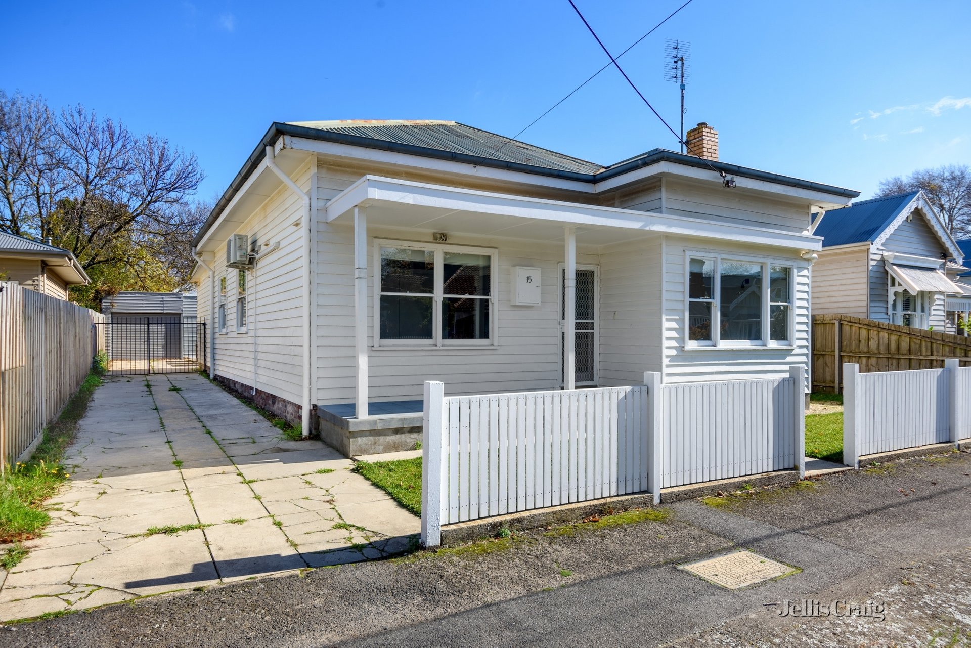 15 Loch Avenue, Ballarat&nbsp;Central image 2