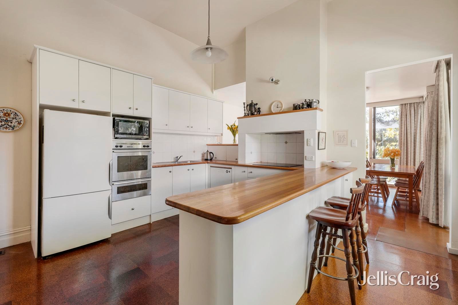 15 Loch Street, Camberwell image 11