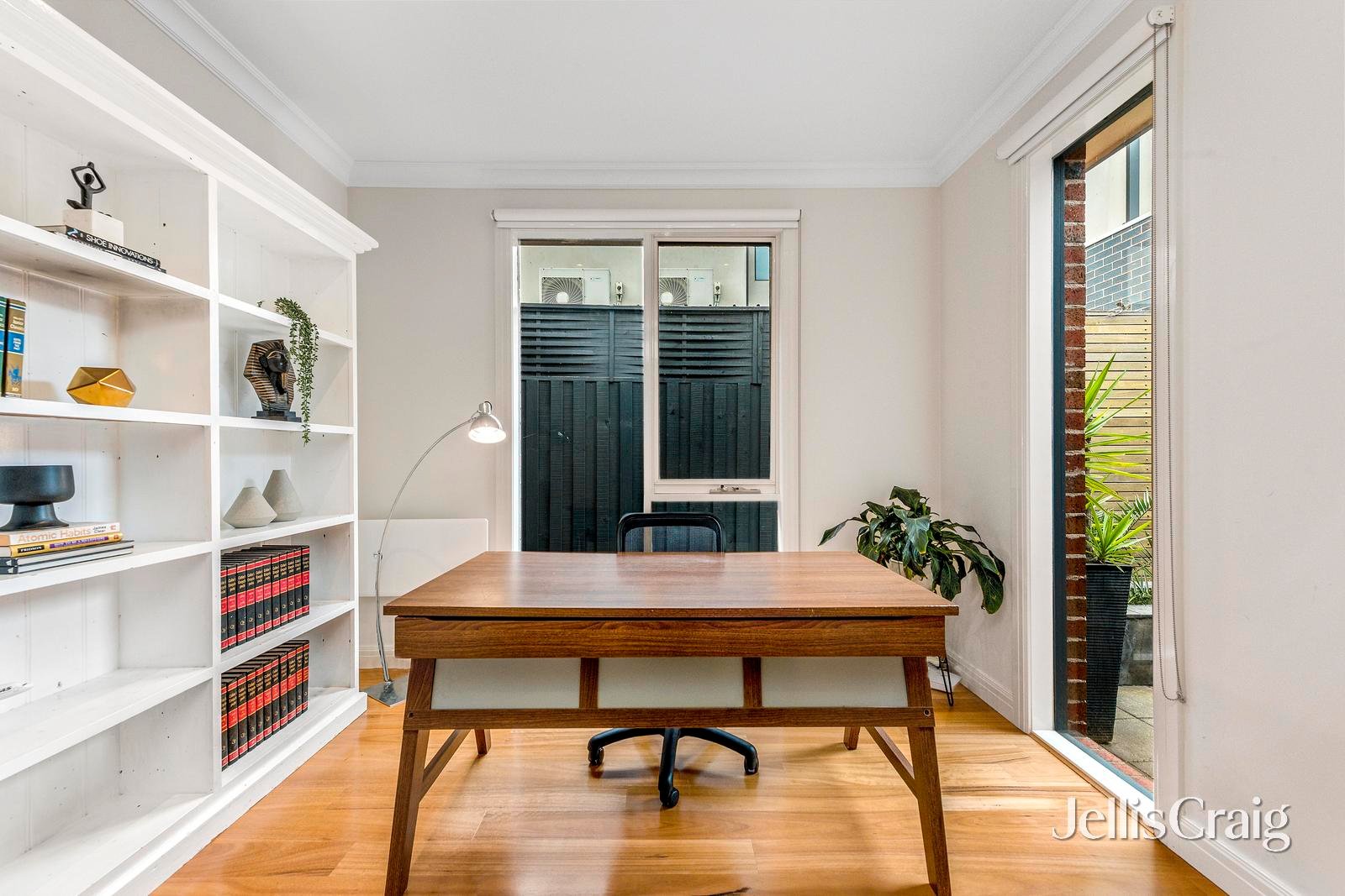 15 Loranne Street, Bentleigh image 10
