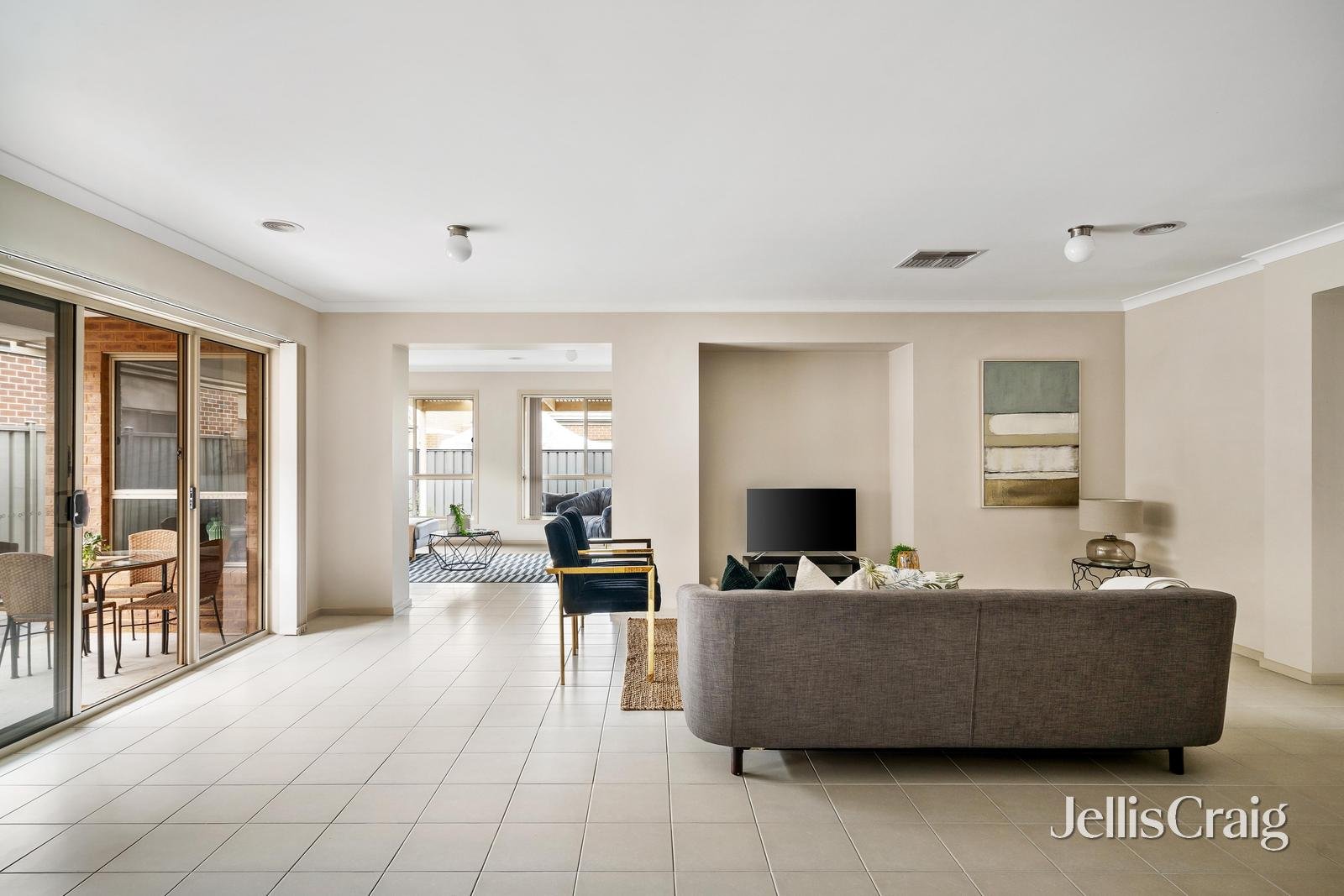 15 Lupin Street, Mernda image 11