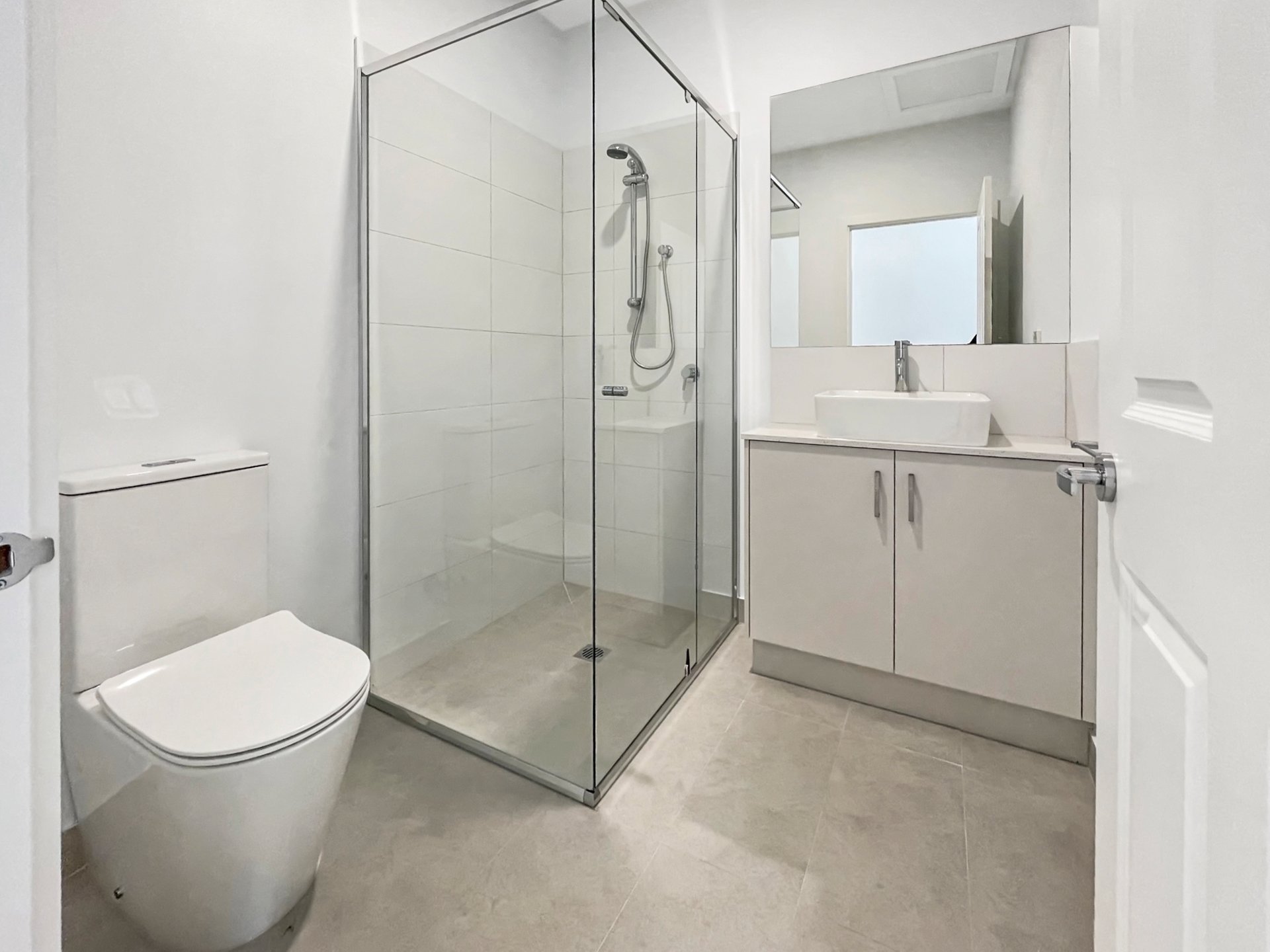Property Gallery Thumbnail 6