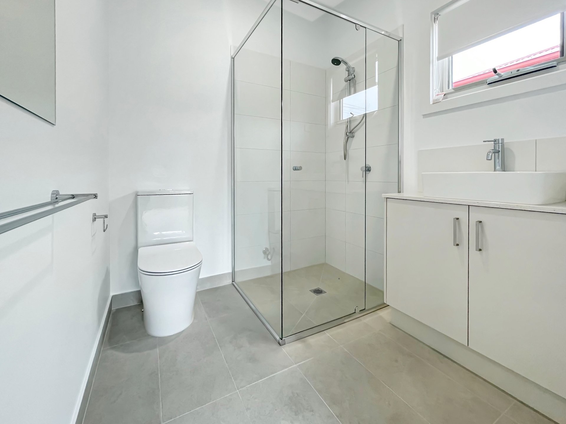 Property Gallery Thumbnail 8