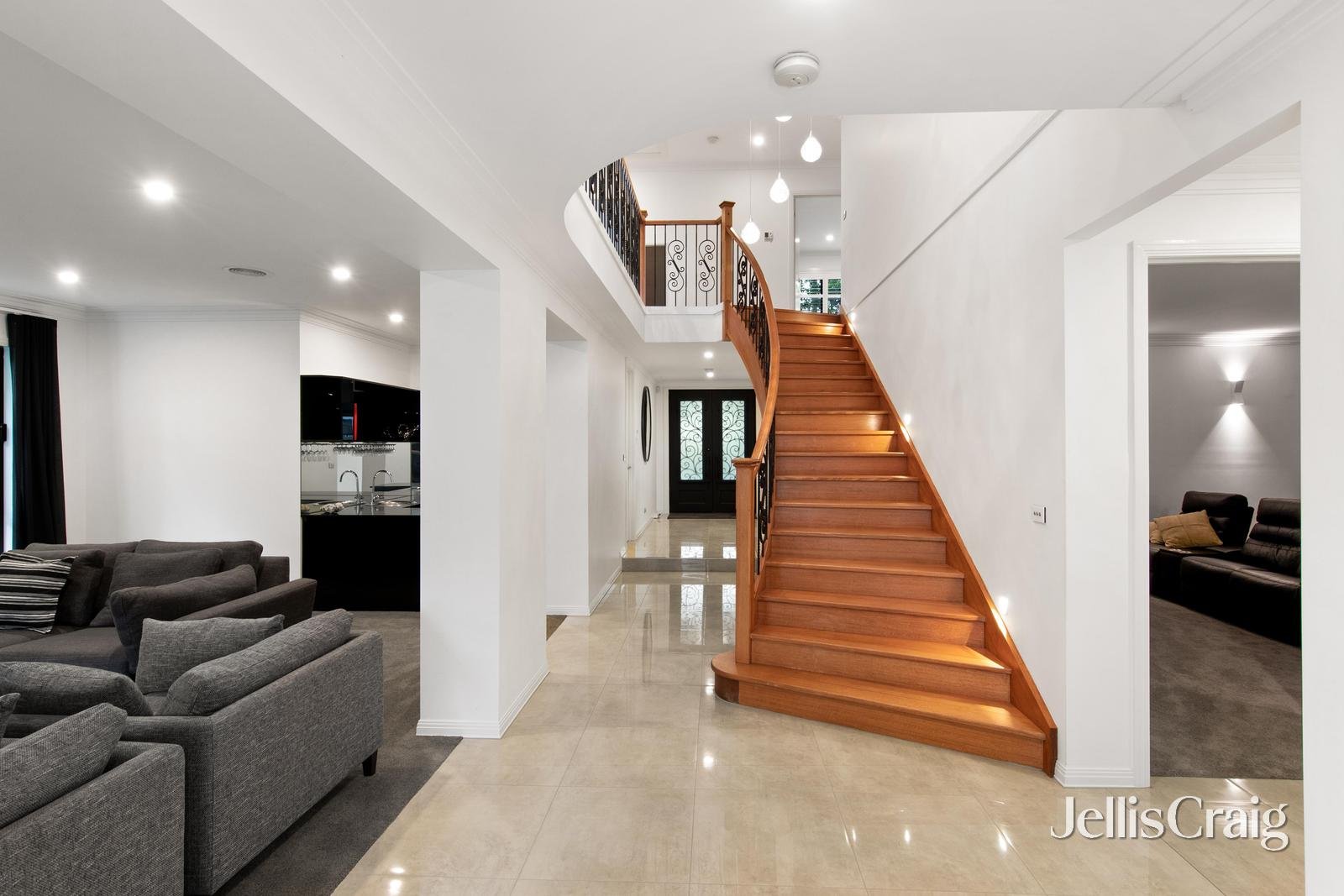 15 Mabel Street, Camberwell image 3