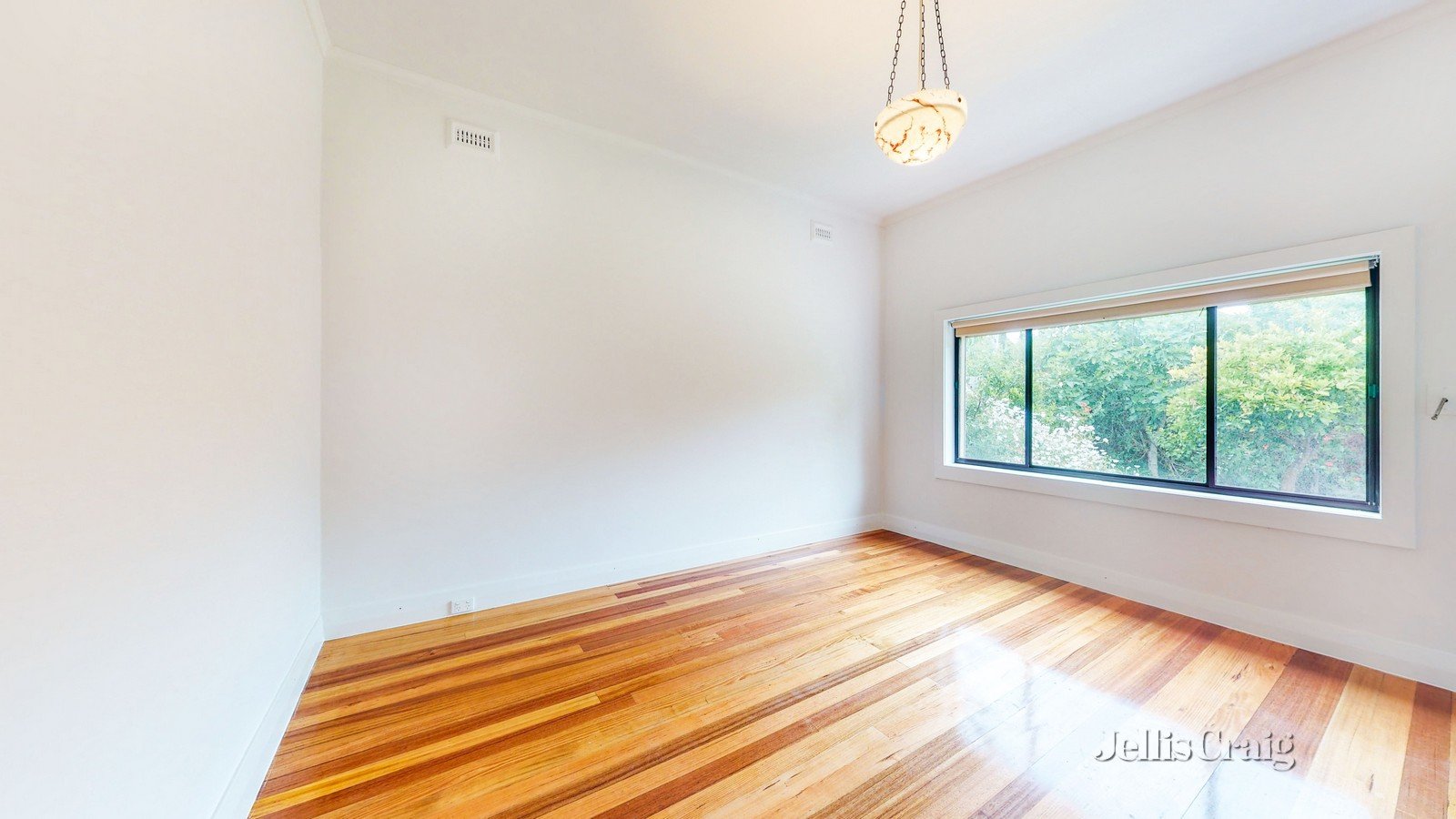 15 MacGregor St, Malvern East image 2