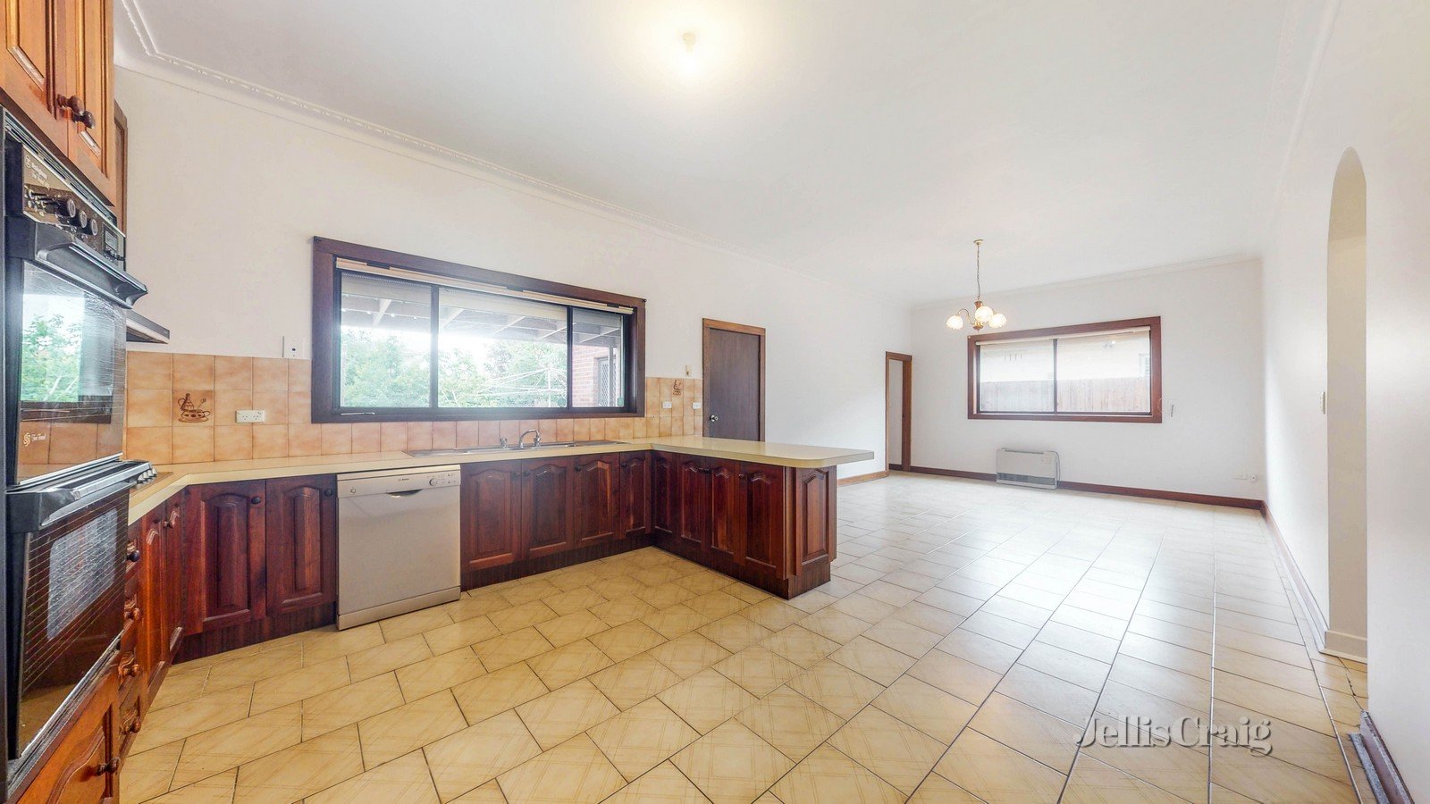 15 MacGregor St, Malvern East image 6