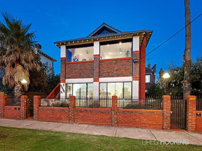 1/5 Marine Parade, St&nbsp;Kilda image 1