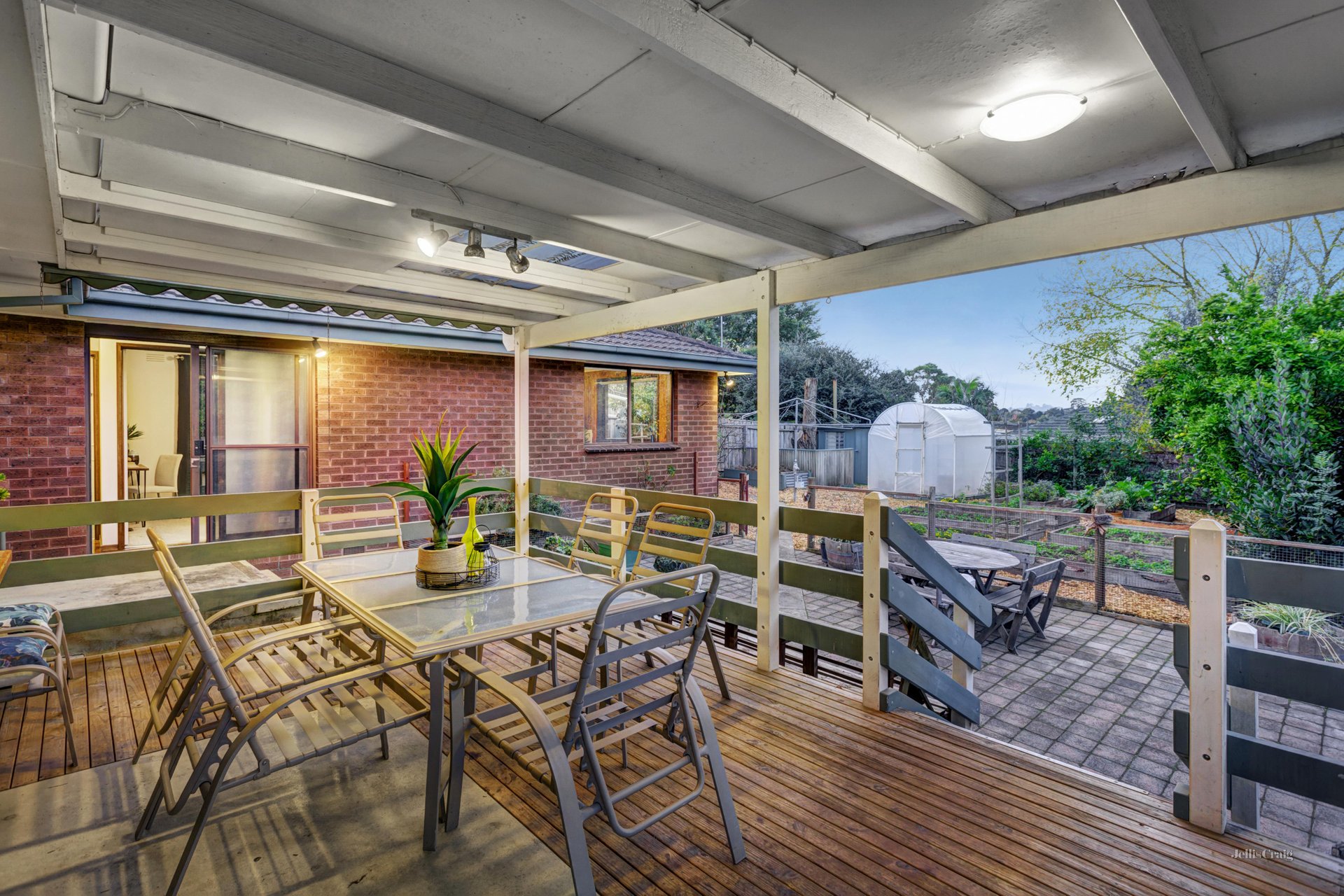 15 Masefield Avenue, Mooroolbark image 9