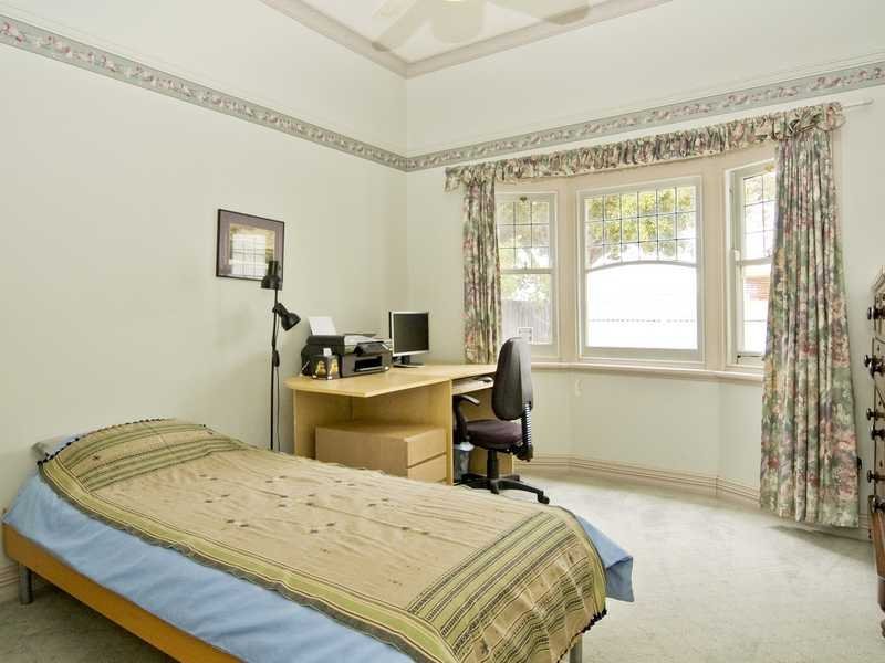 15 Mcdonald Street, East Geelong image 7