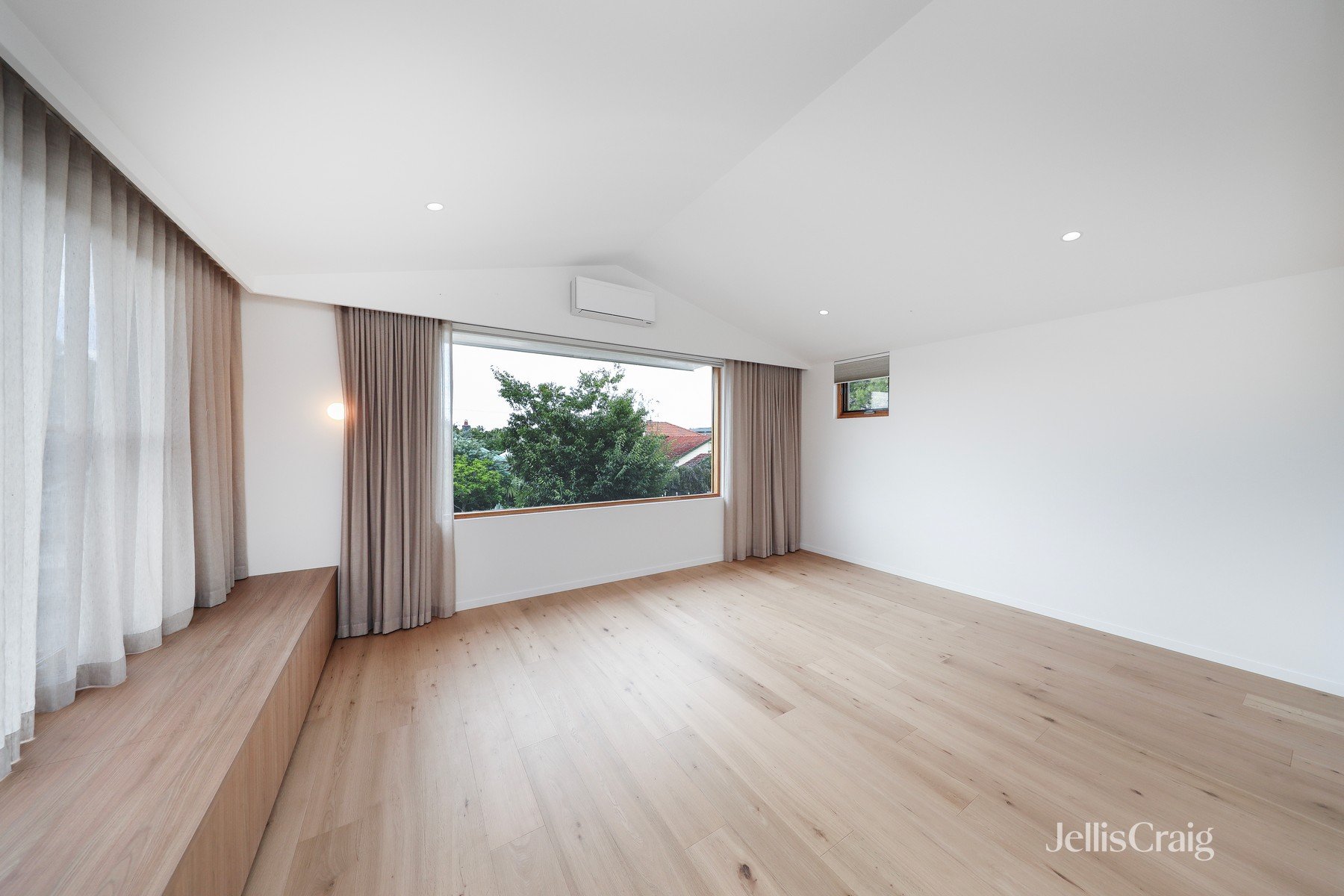 15 McDonald Street, Northcote image 7
