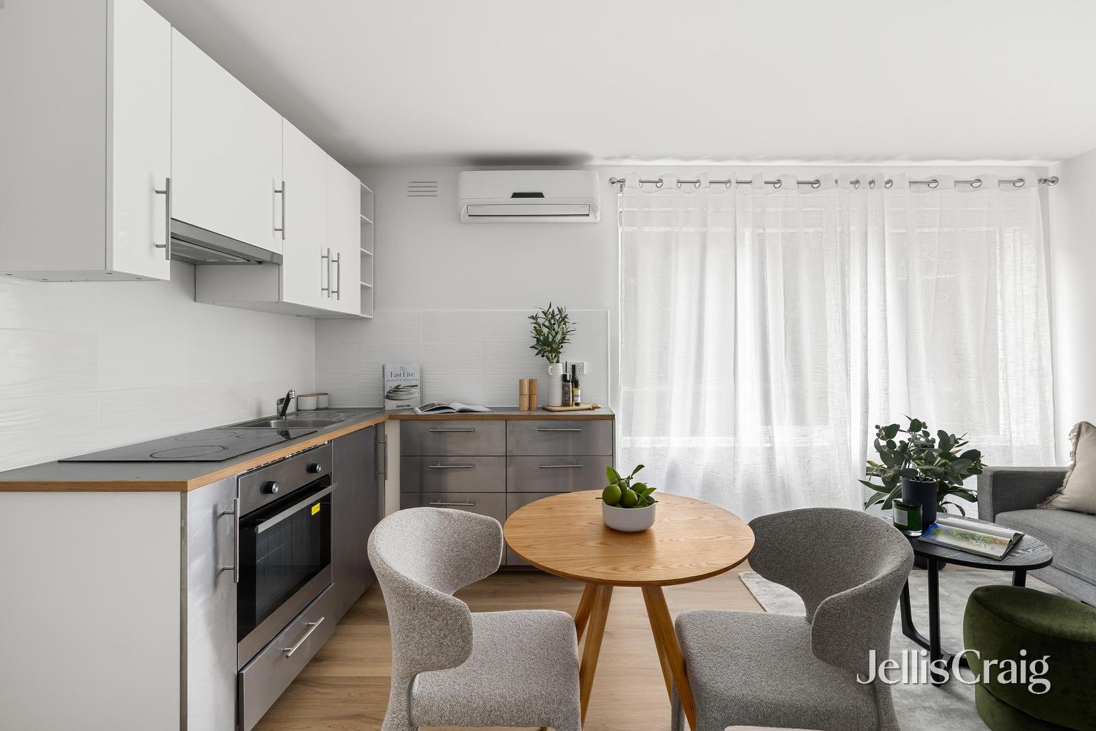 1/5 Mcgrath Court, Richmond image 2