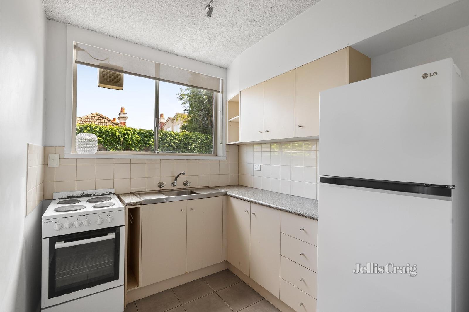 15 Mckinley Avenue, Malvern image 8
