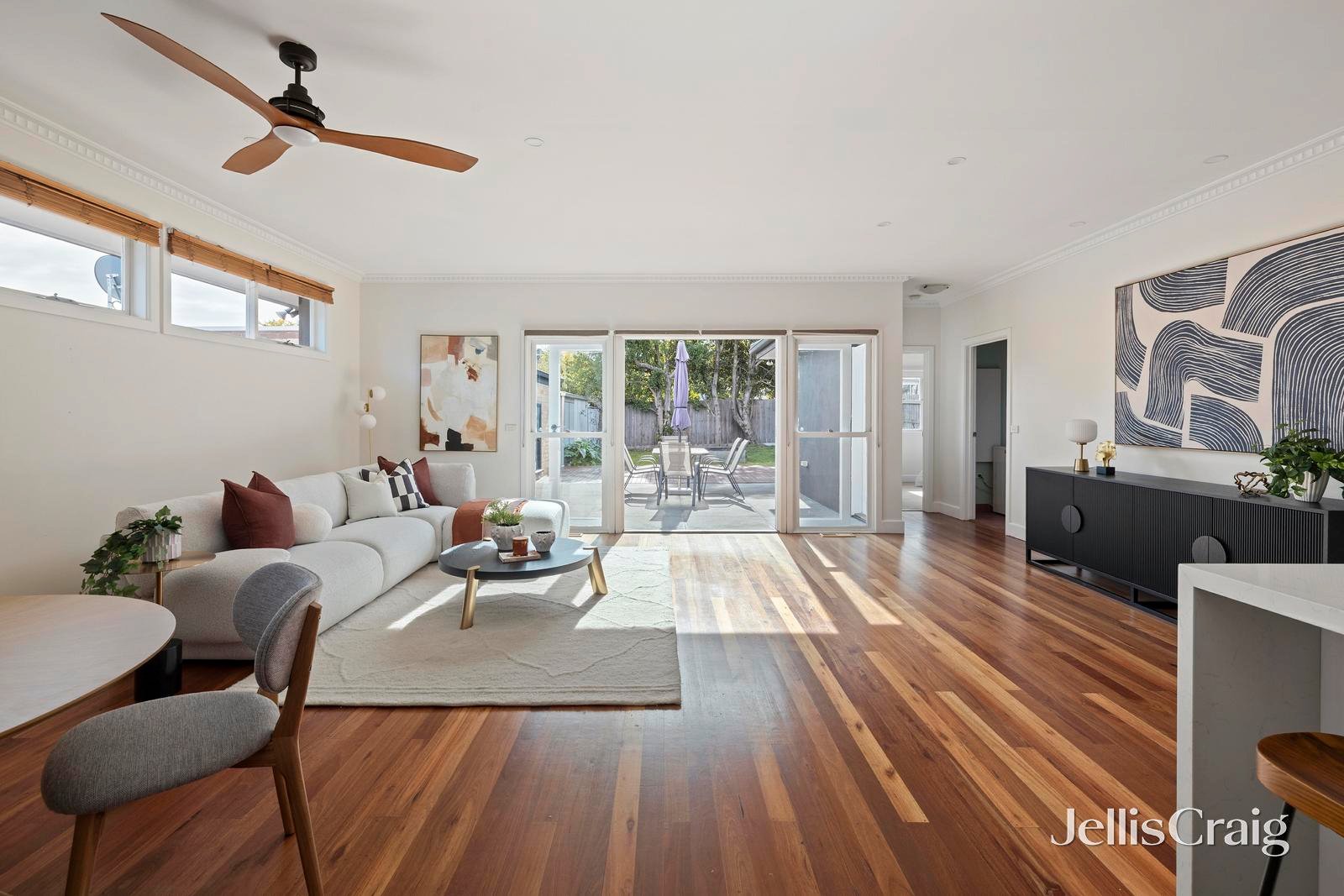 15 Mckittrick Road, Bentleigh image 2
