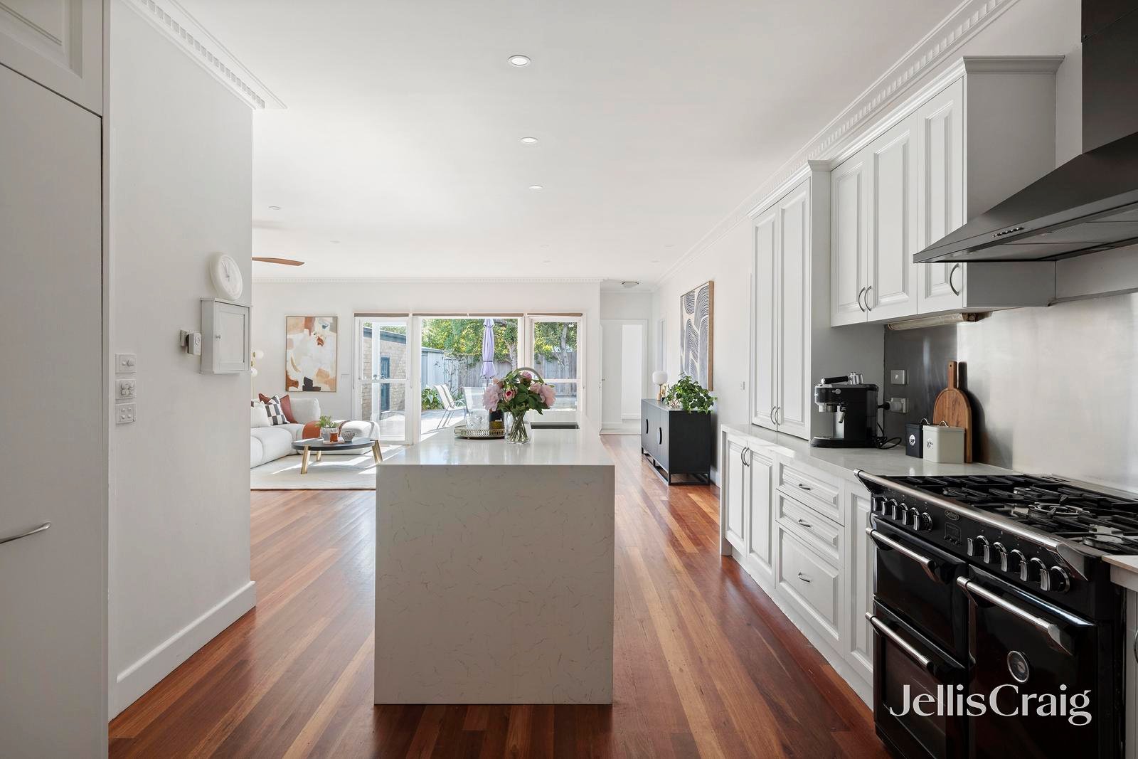 15 Mckittrick Road, Bentleigh image 3