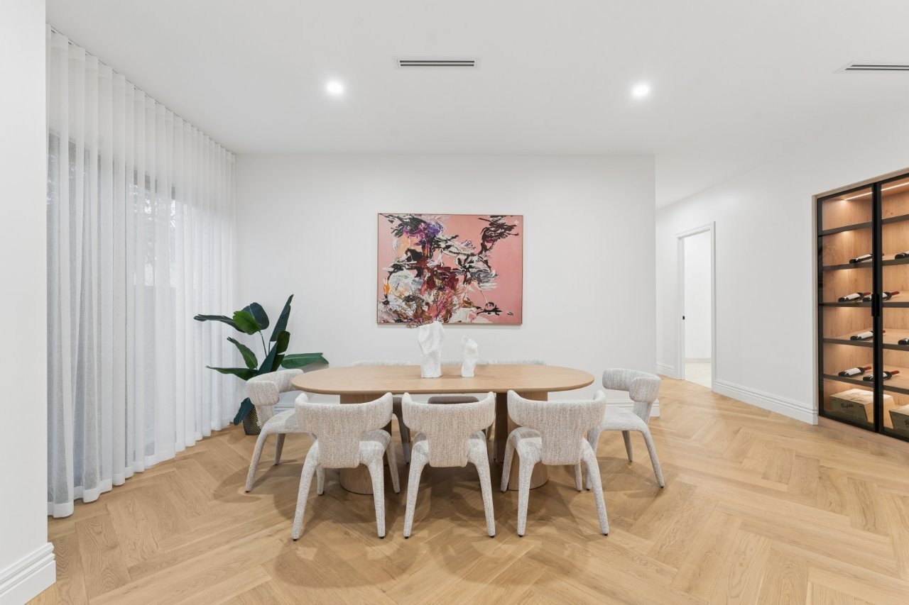 15 Meadowbank Avenue, Doncaster image 12