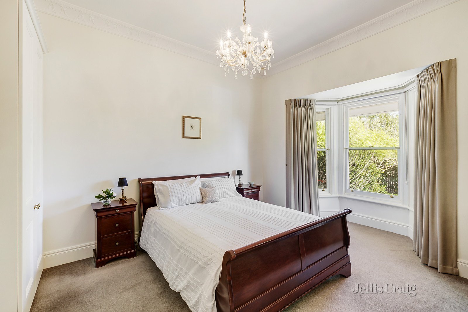 15 Middlesex Road, Surrey Hills image 7